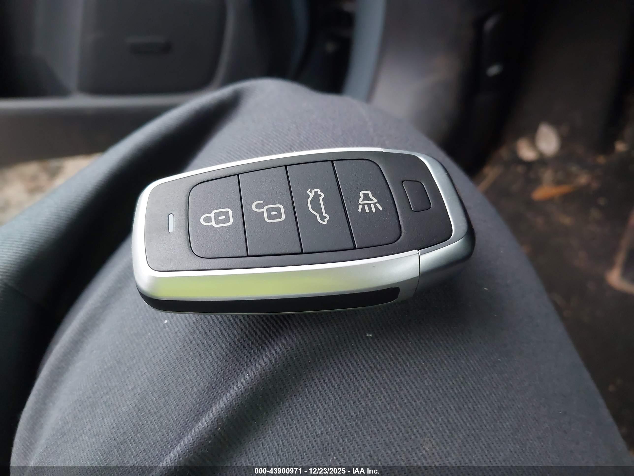NISSAN SENTRA image 11