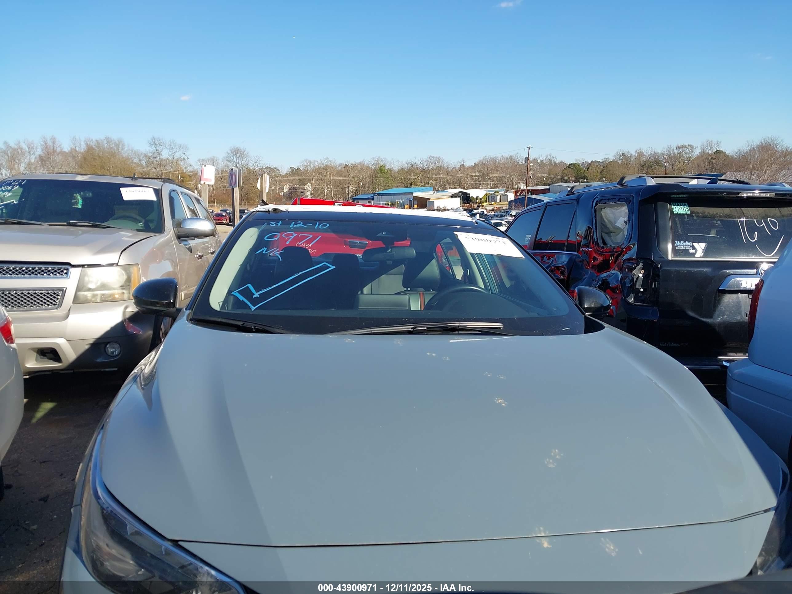 NISSAN SENTRA image 6