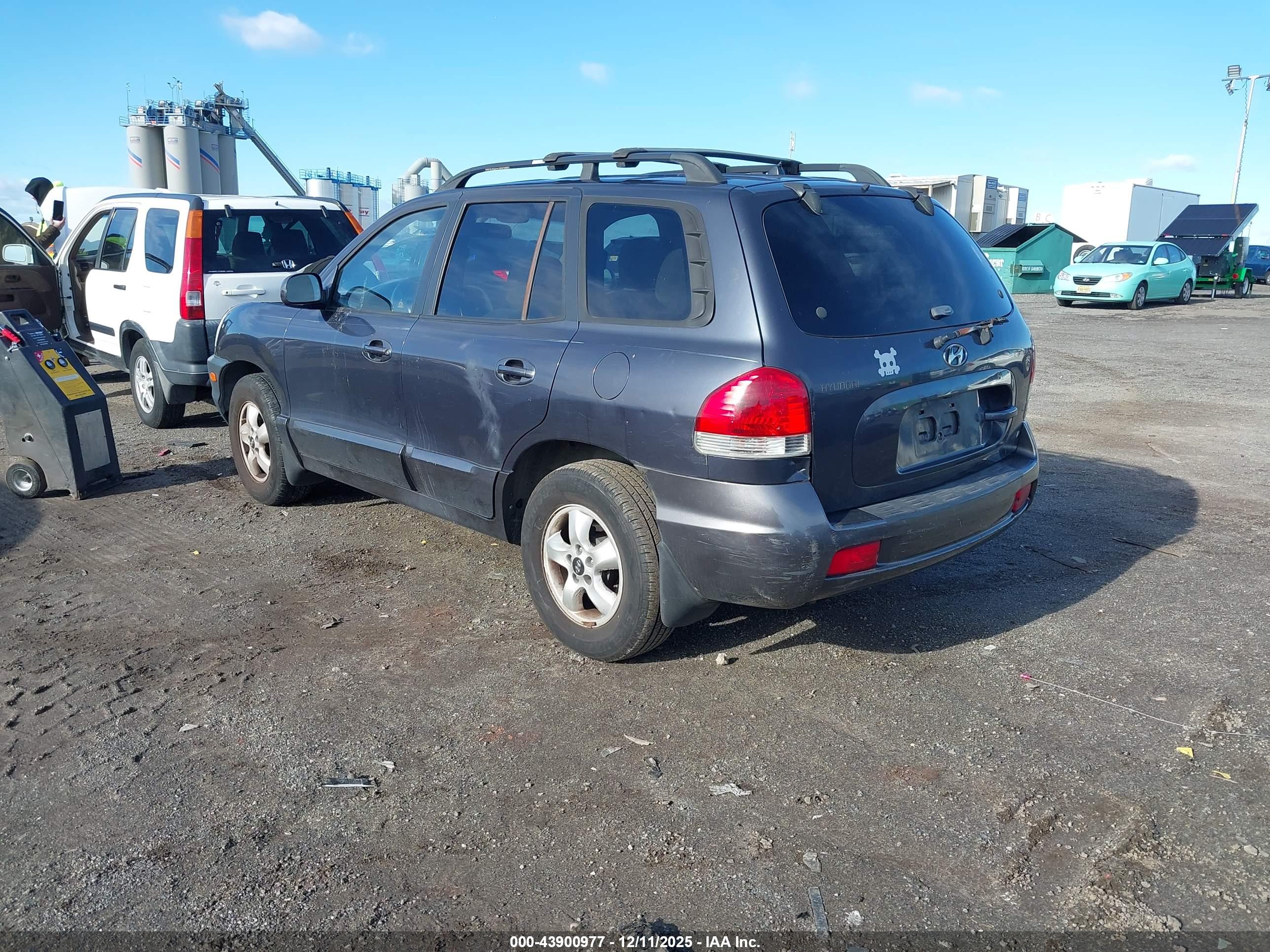 HYUNDAI SANTA image 3