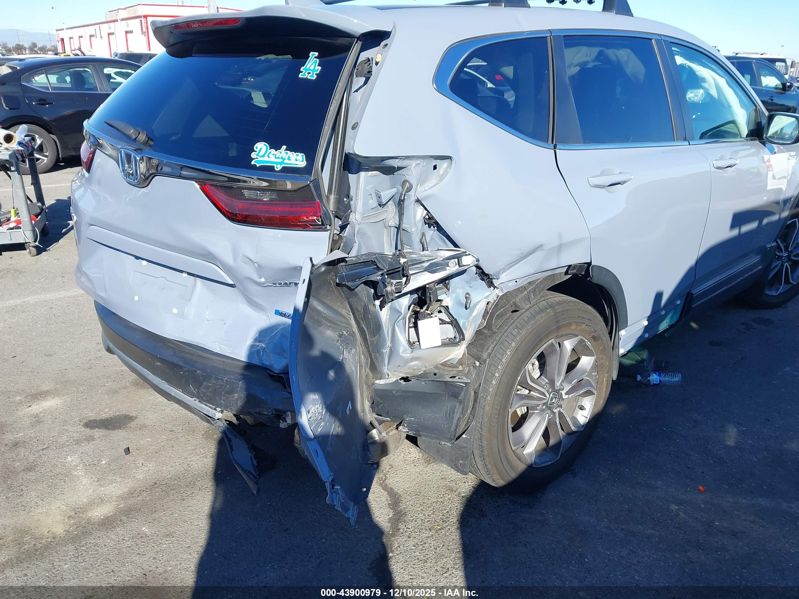 HONDA CR-V image 6