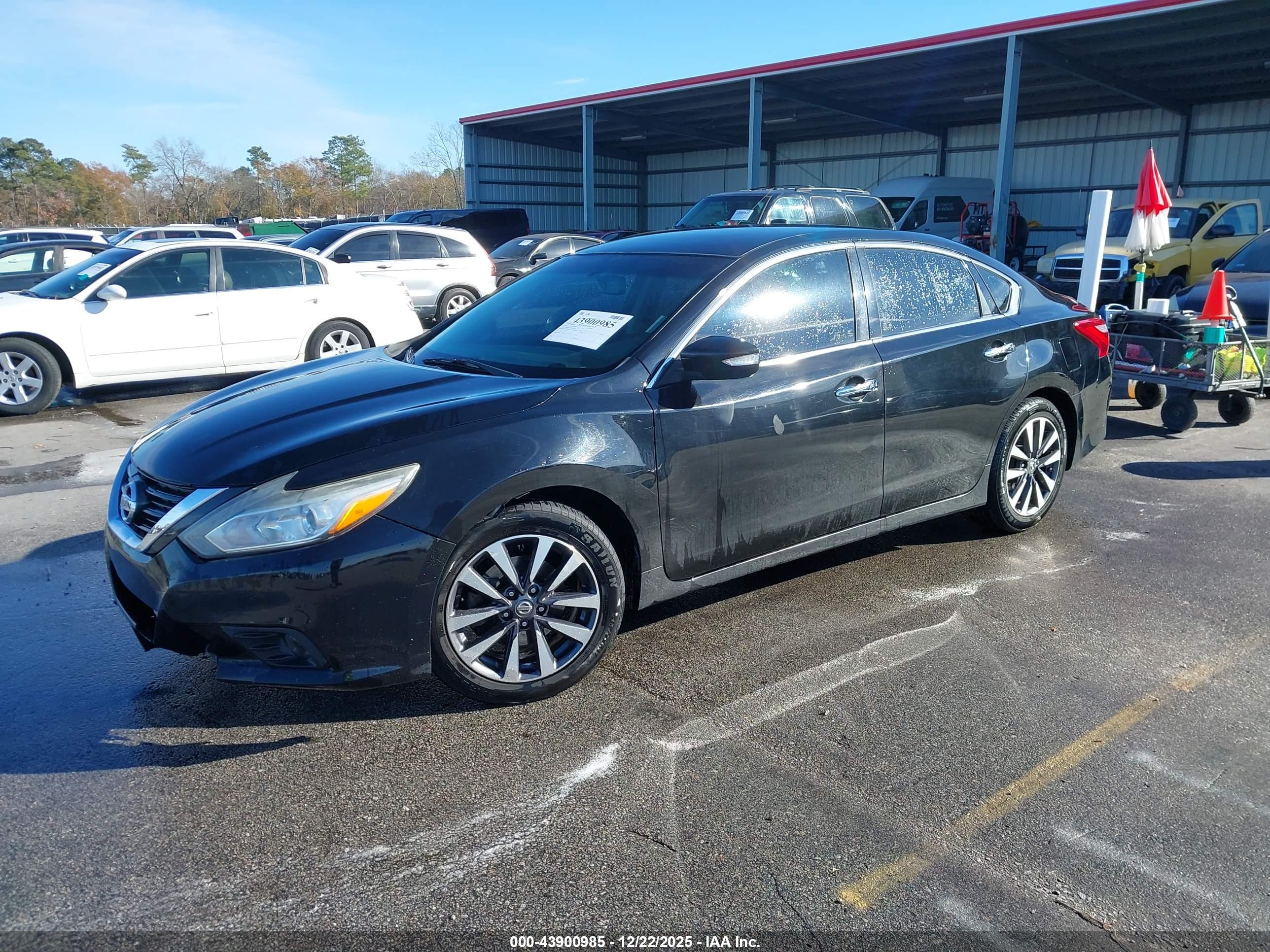 NISSAN ALTIMA image 2