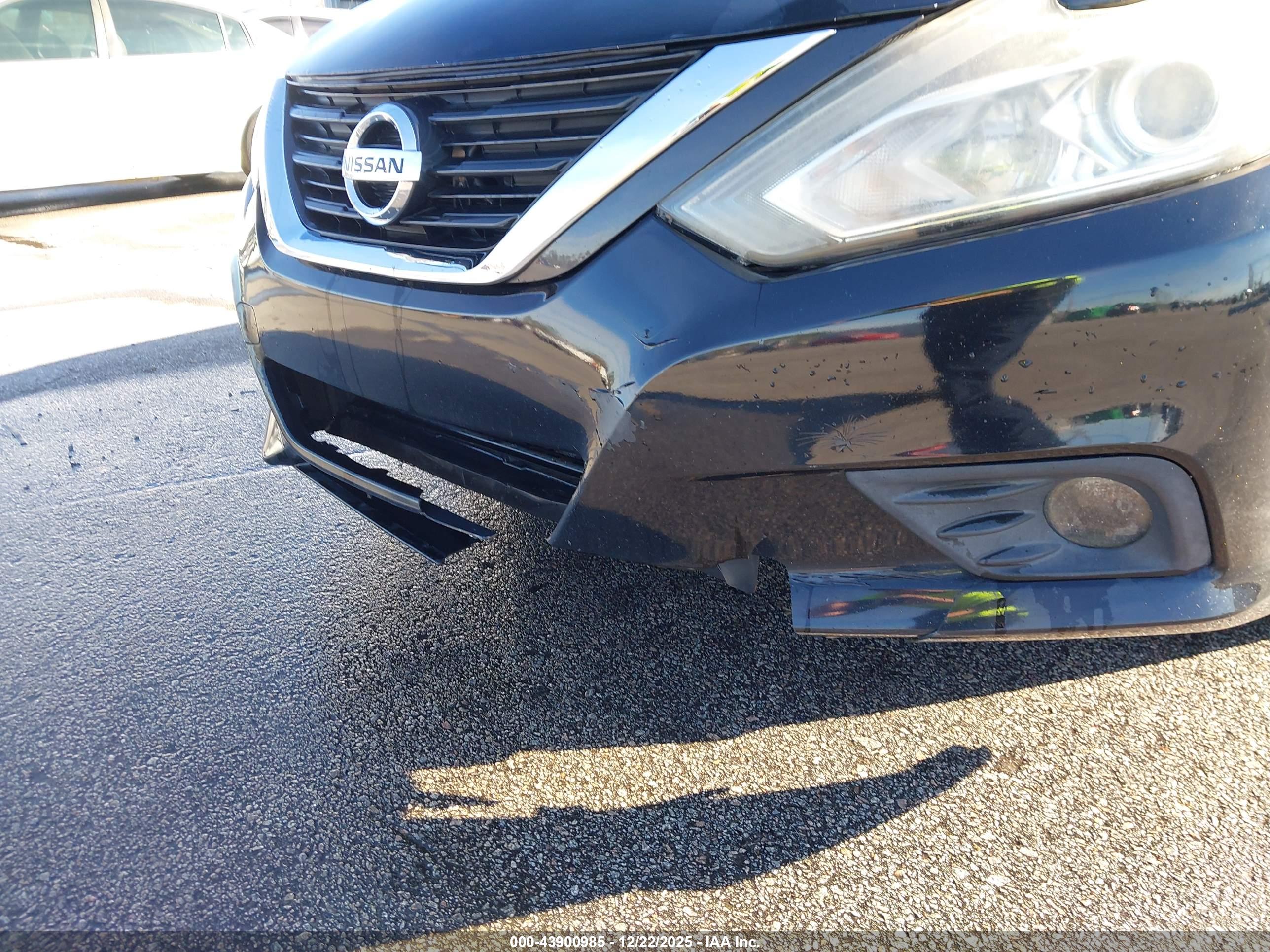NISSAN ALTIMA image 6