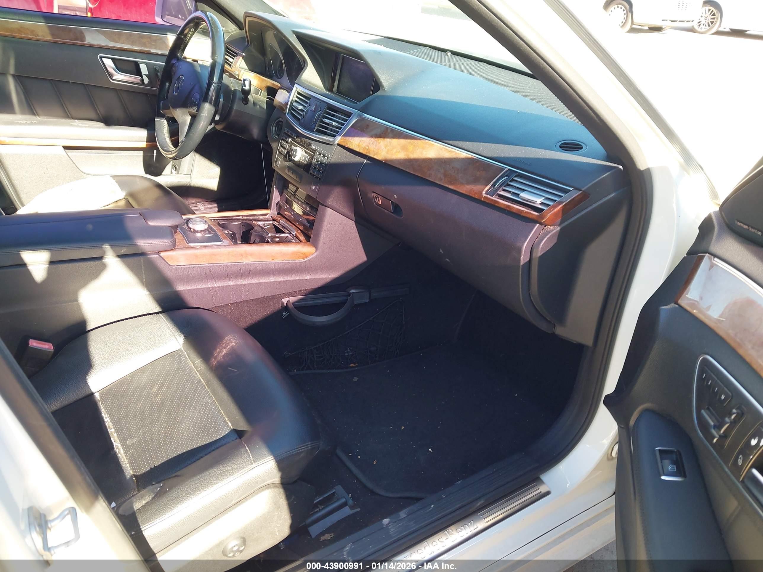 MERCEDES-BENZ E image 5