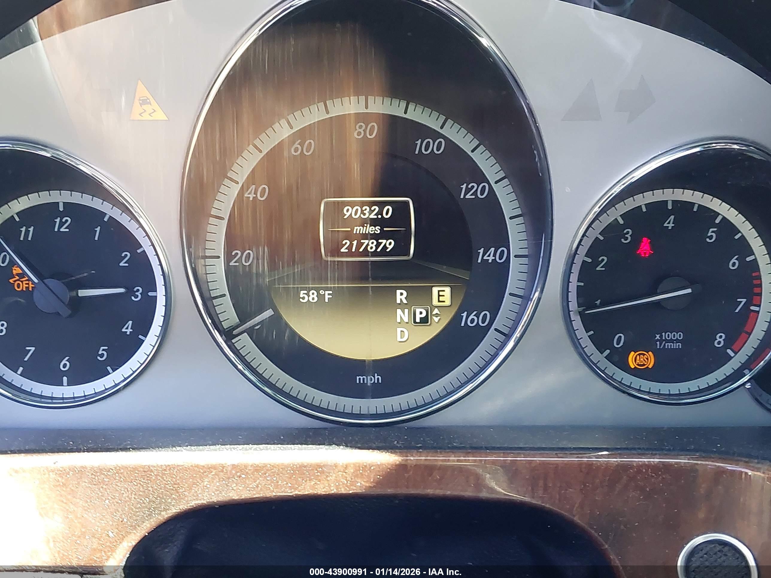 MERCEDES-BENZ E image 7