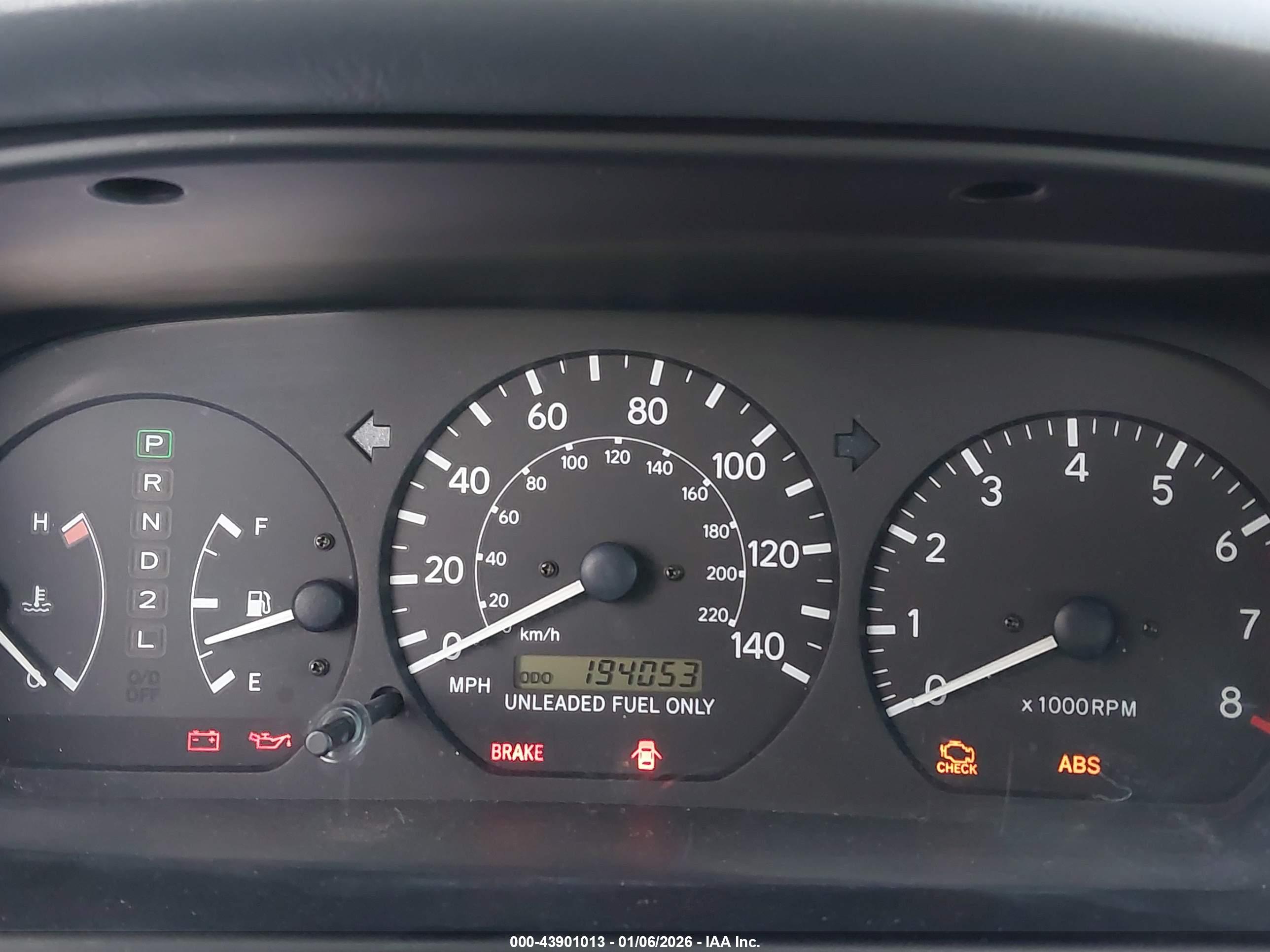 TOYOTA CAMRY image 7