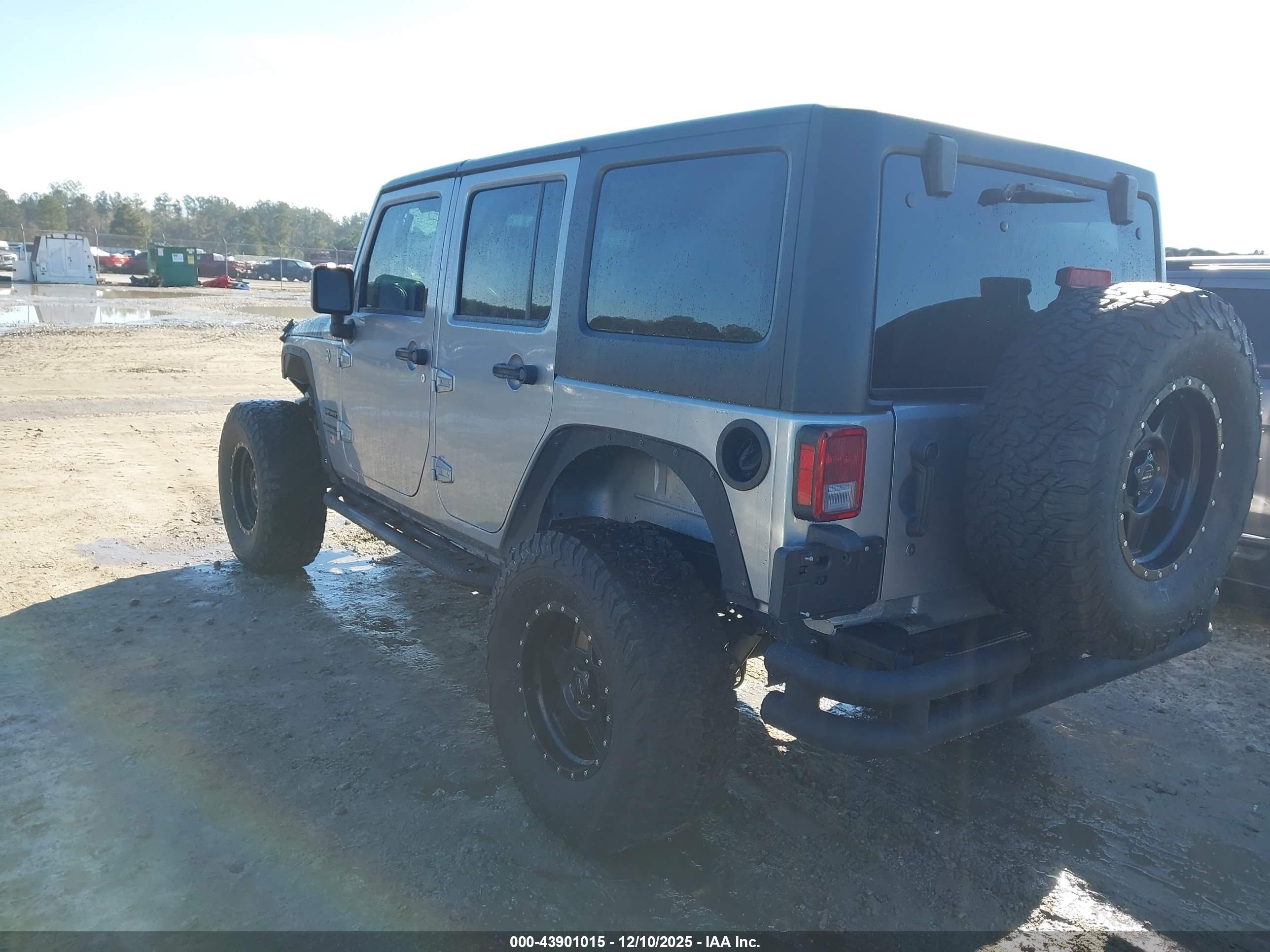JEEP WRANGLER image 3