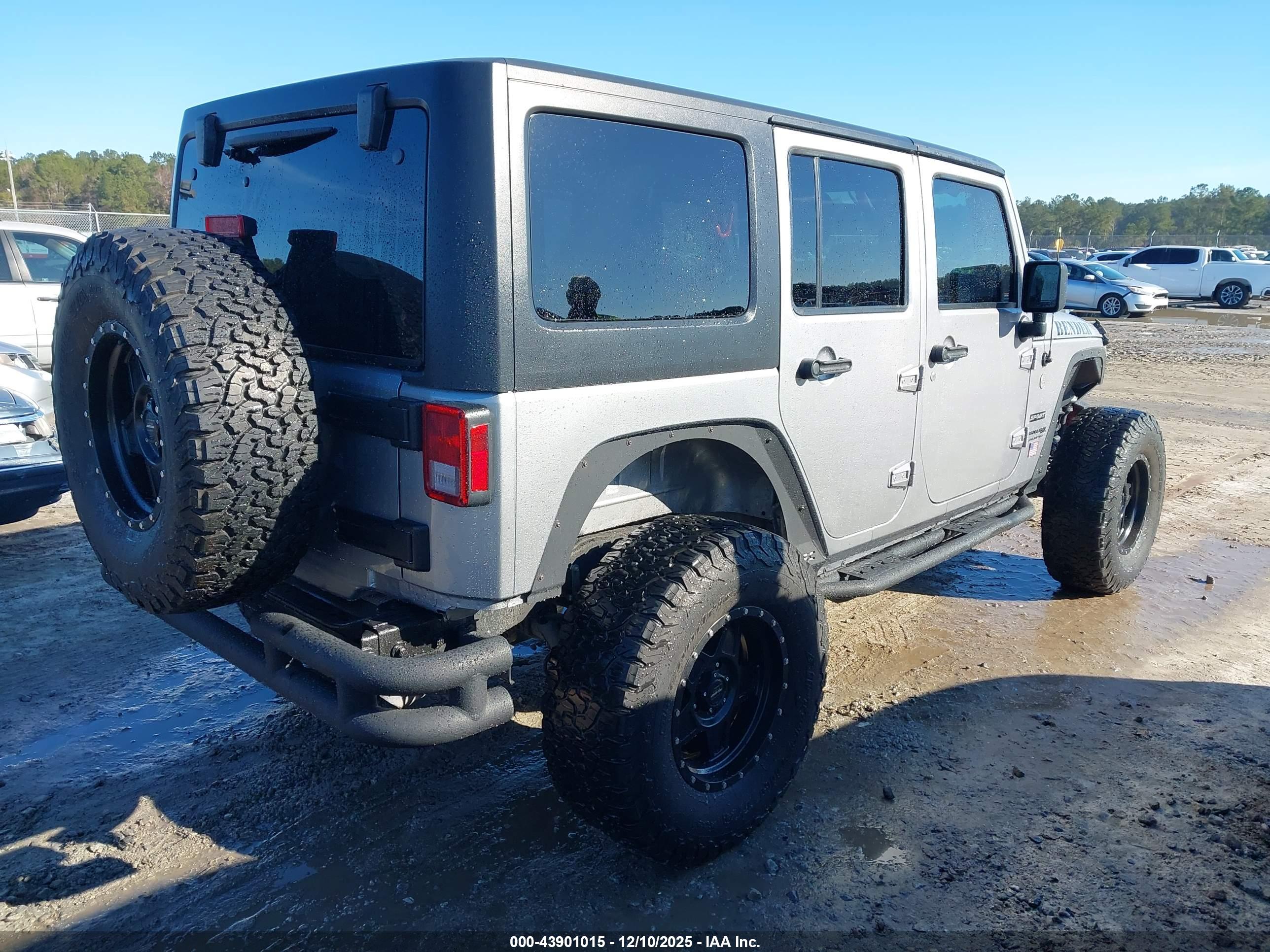JEEP WRANGLER image 4