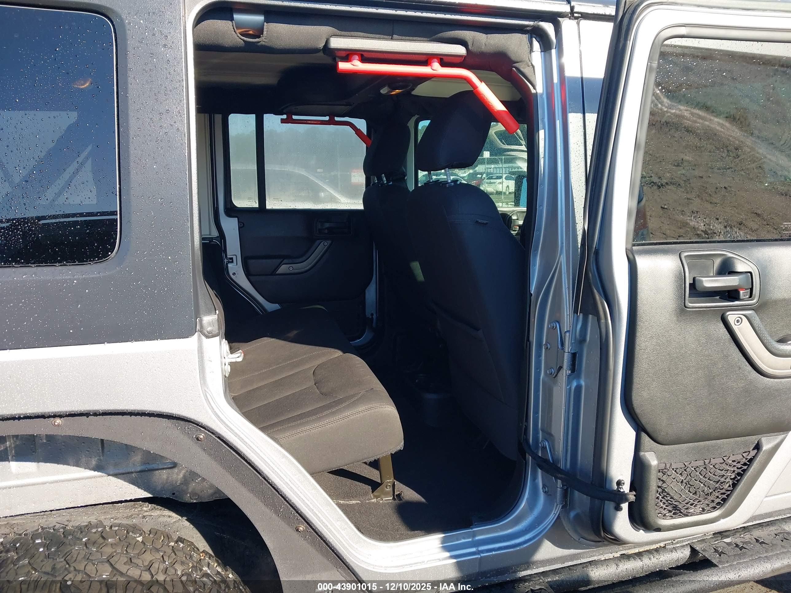 JEEP WRANGLER image 8