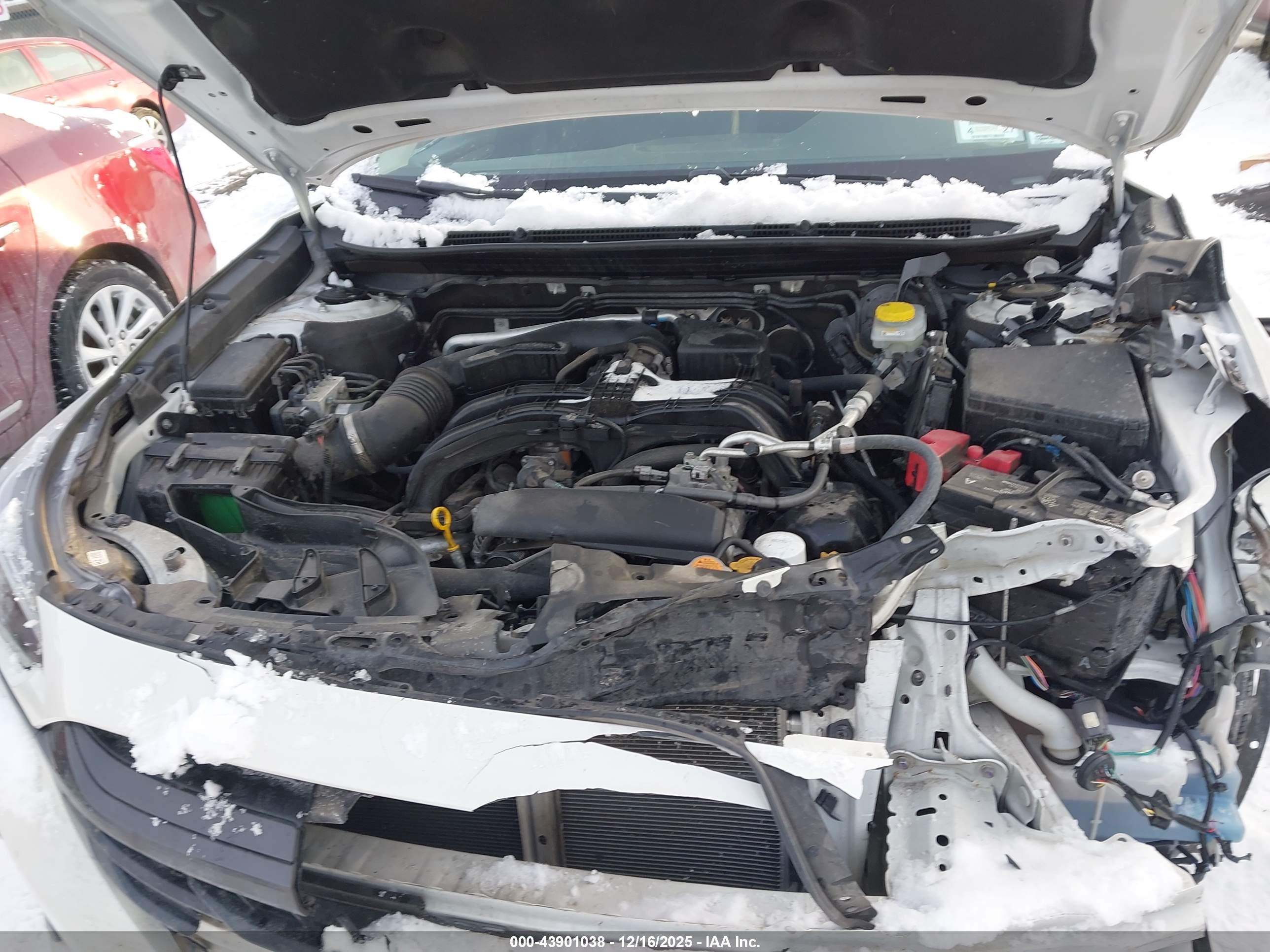 SUBARU LEGACY image 10