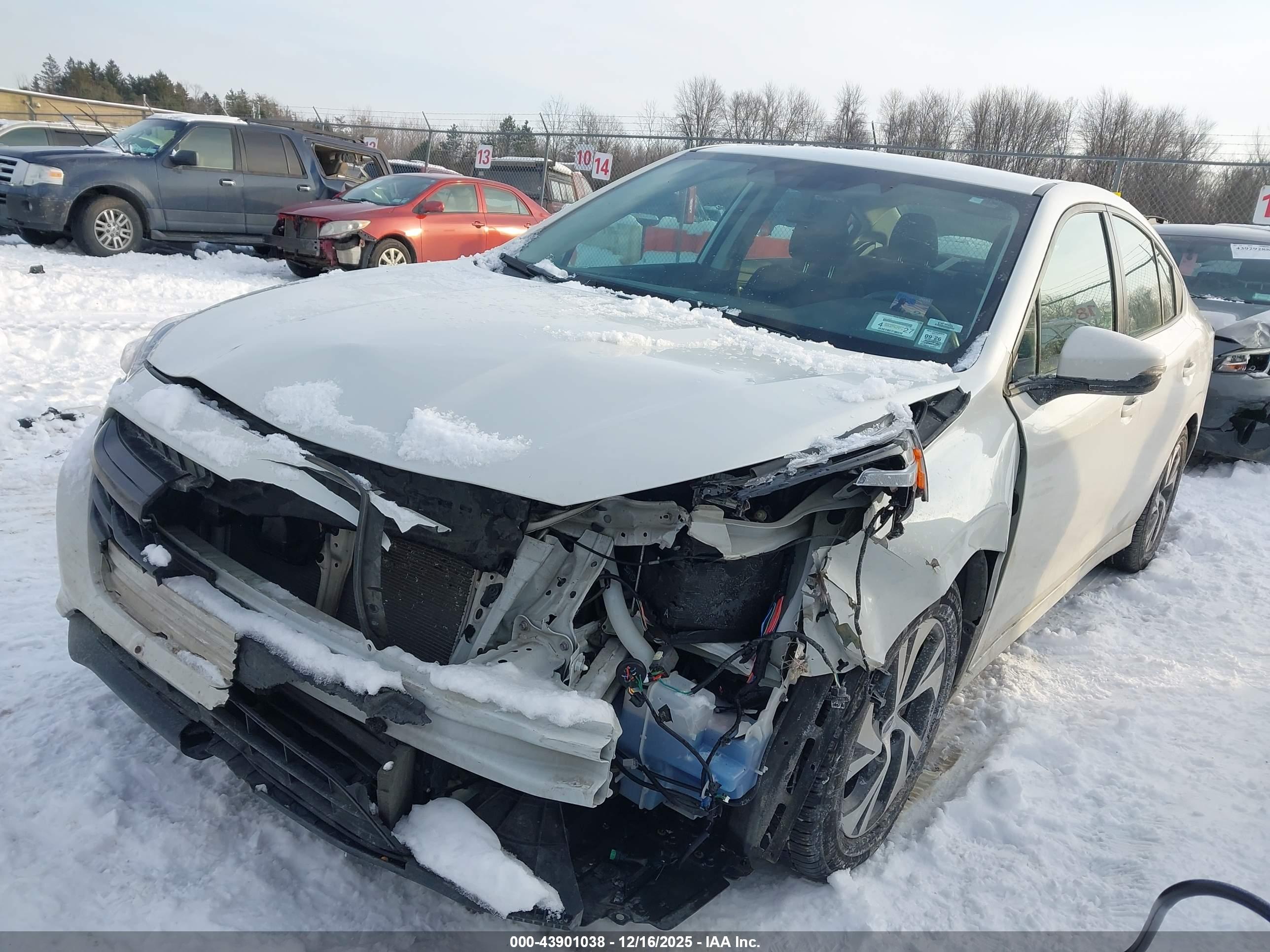 SUBARU LEGACY image 2