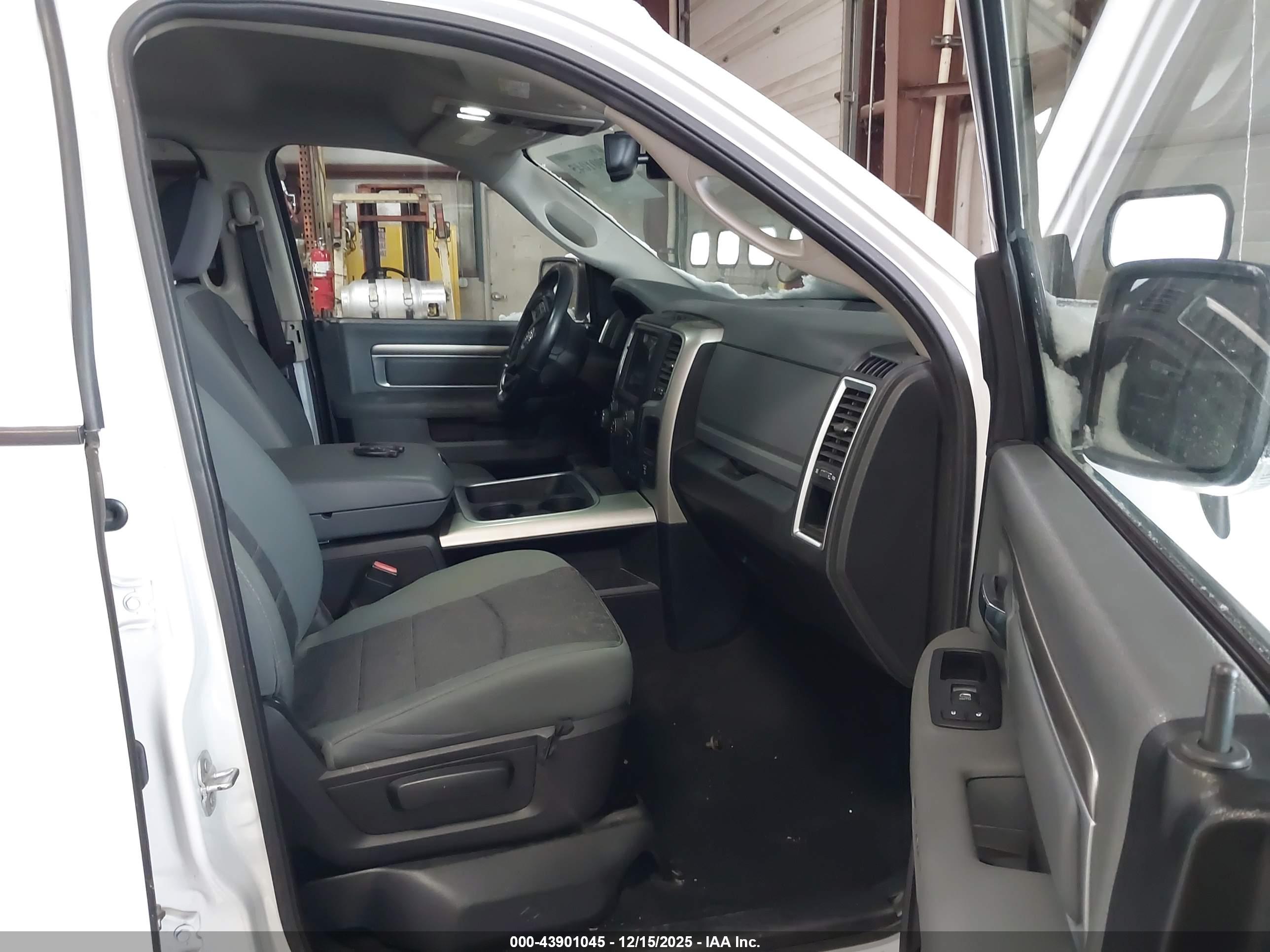 RAM 1500 image 5