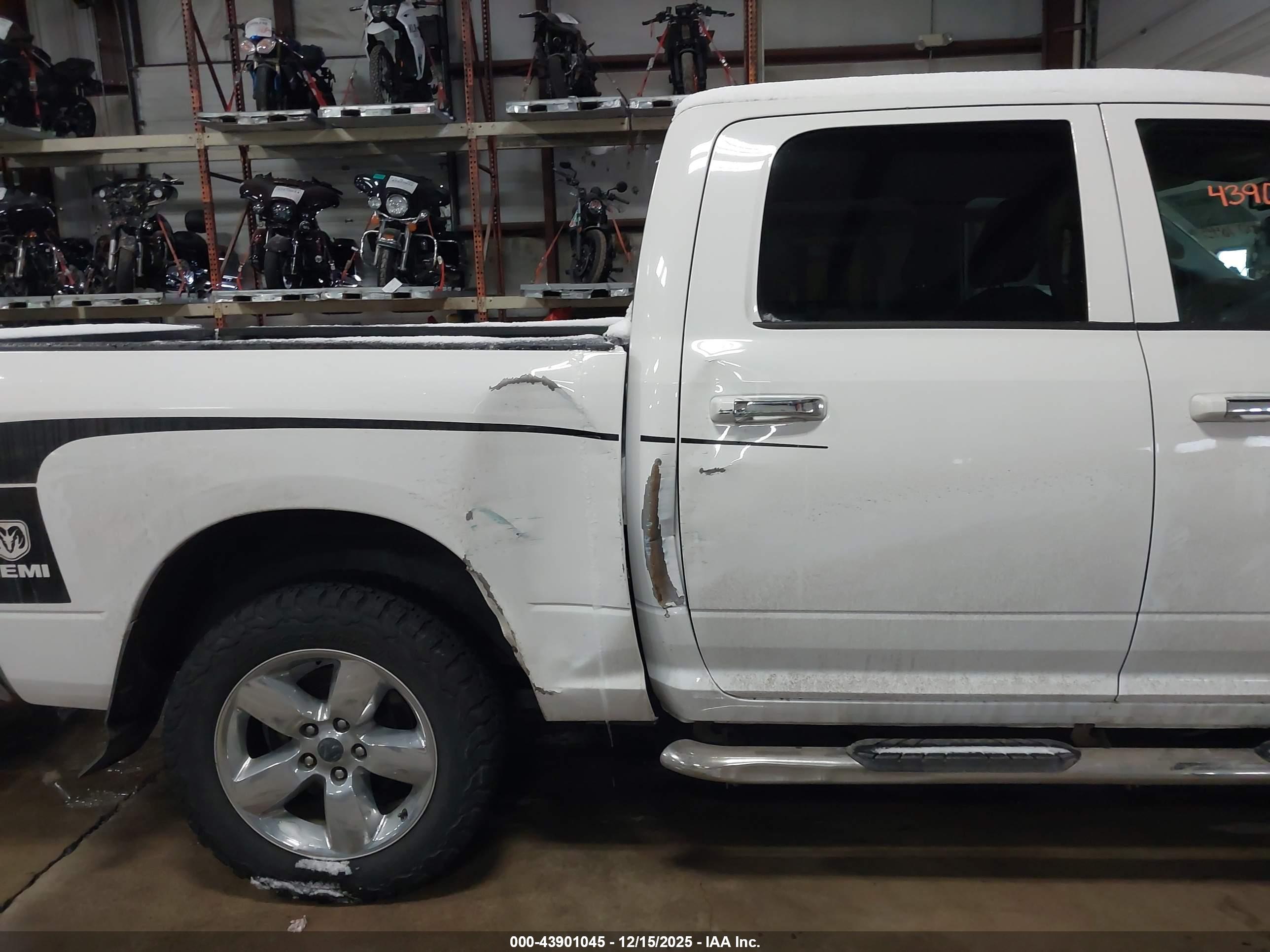 RAM 1500 image 6