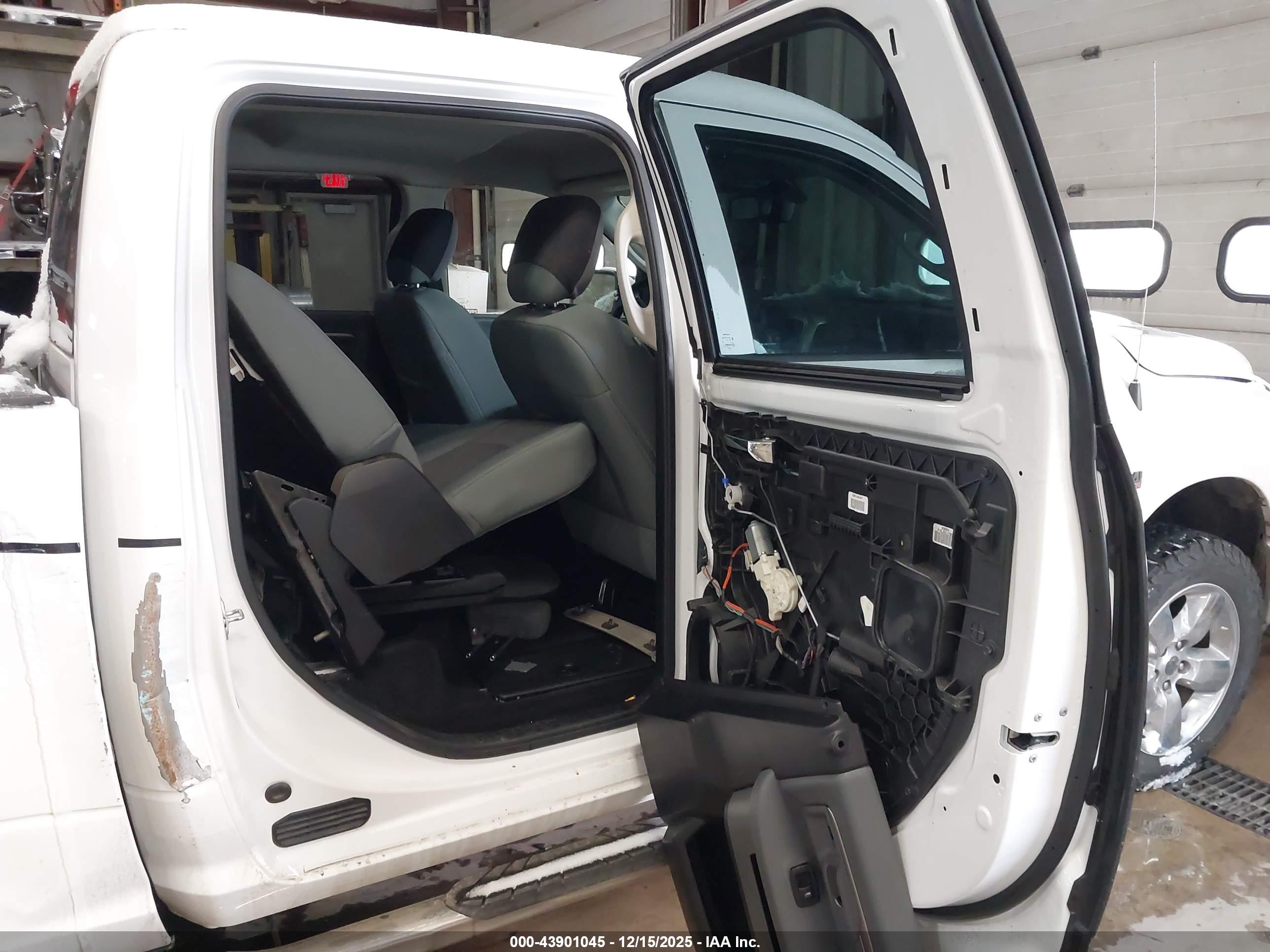 RAM 1500 image 8
