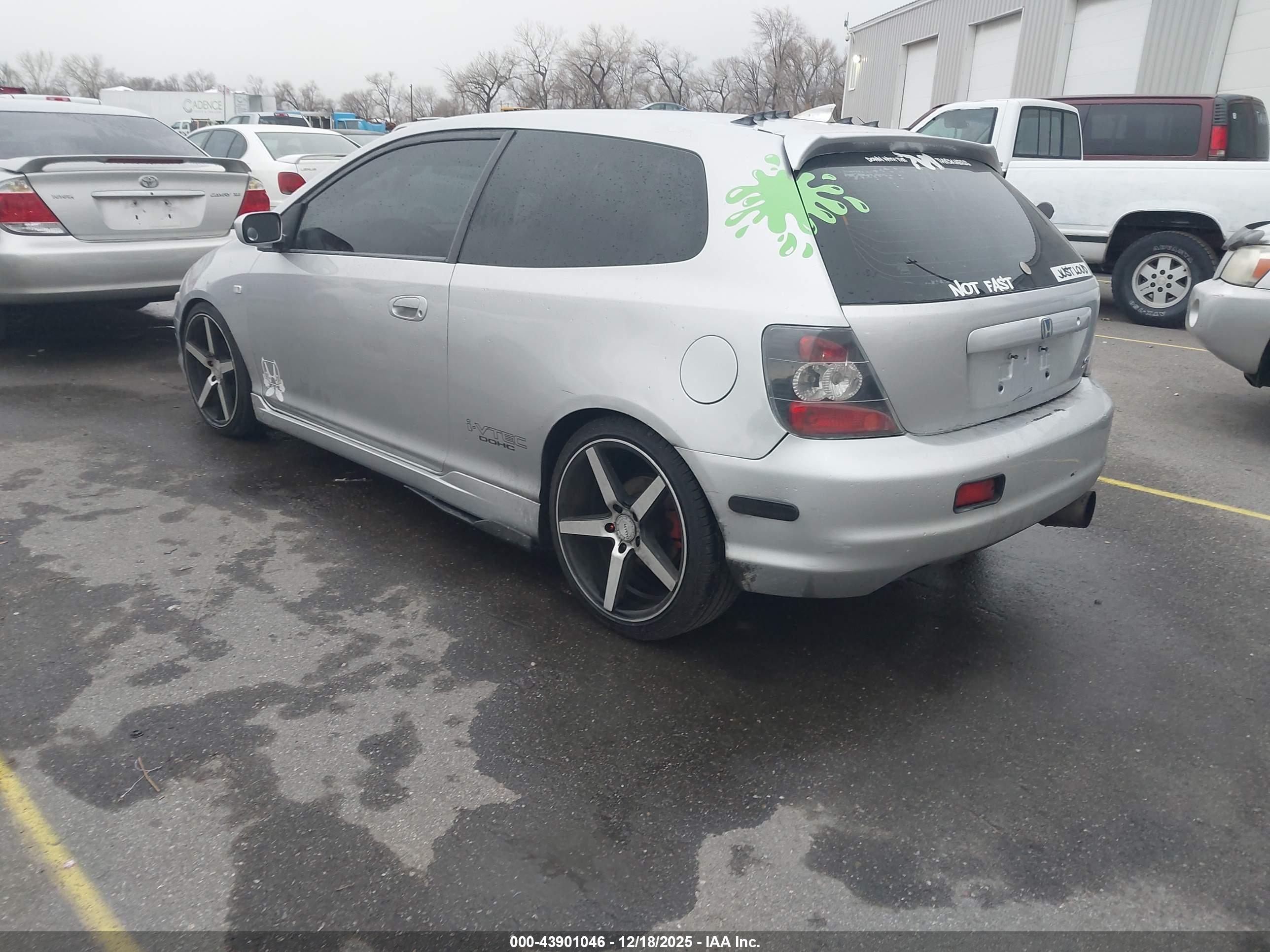 HONDA CIVIC image 3