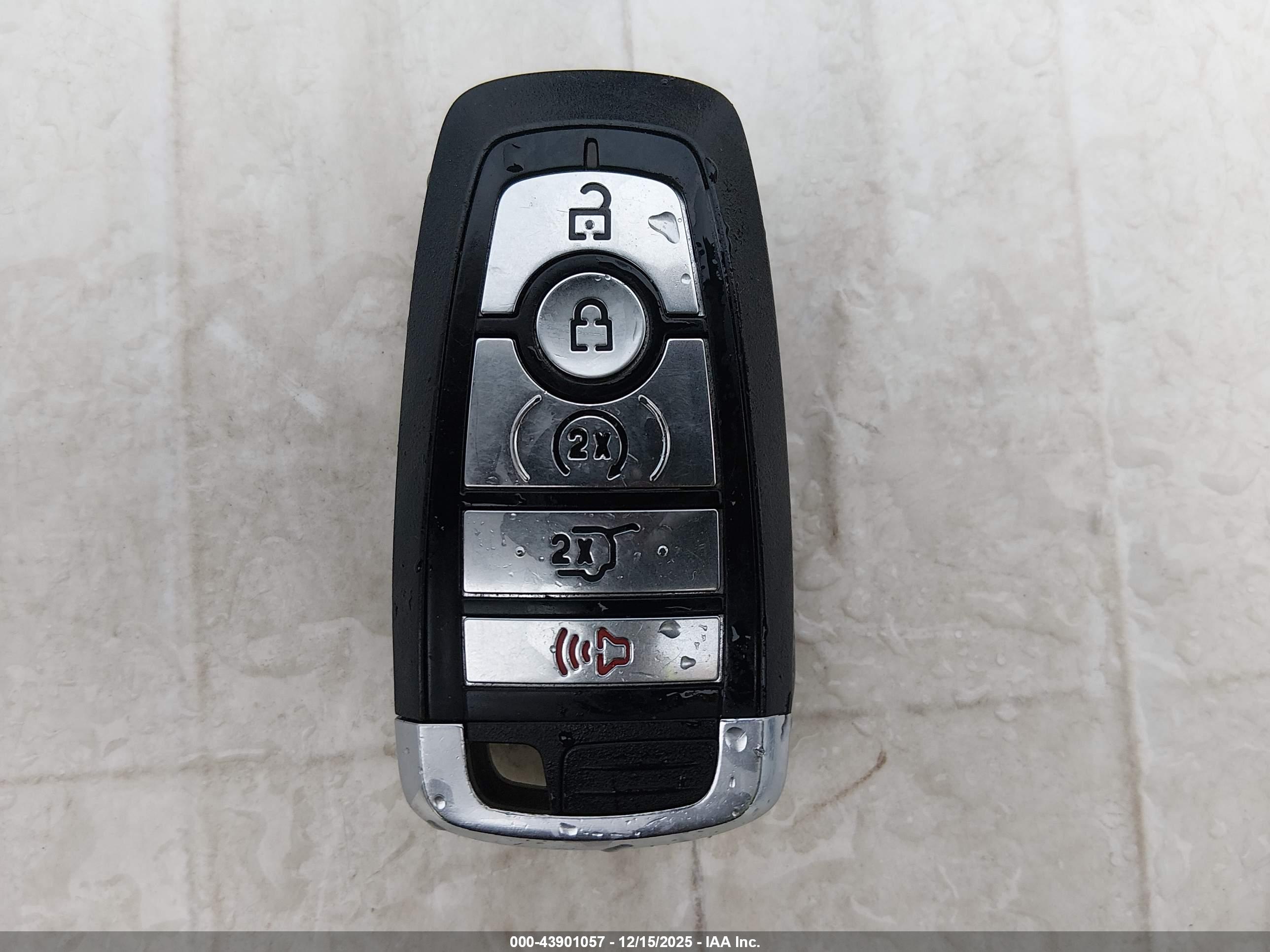 FORD EXPLORER image 11