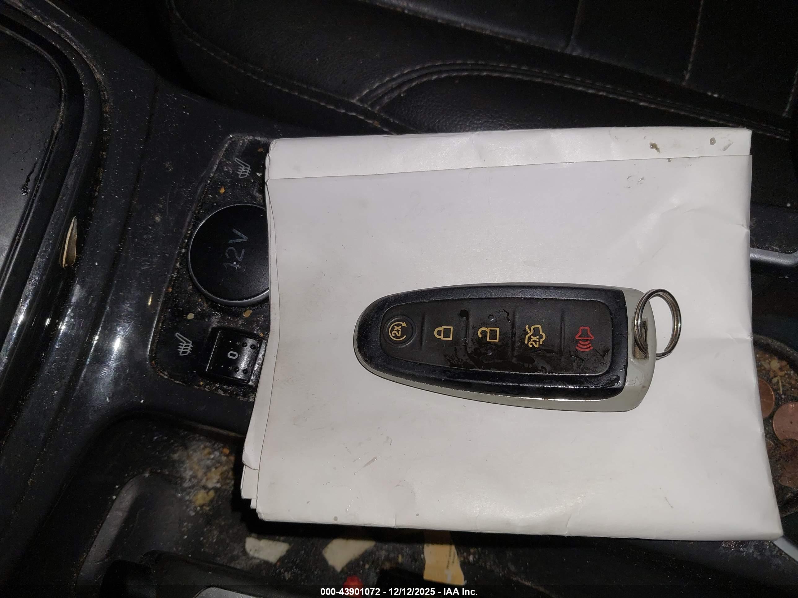 FORD ESCAPE image 11