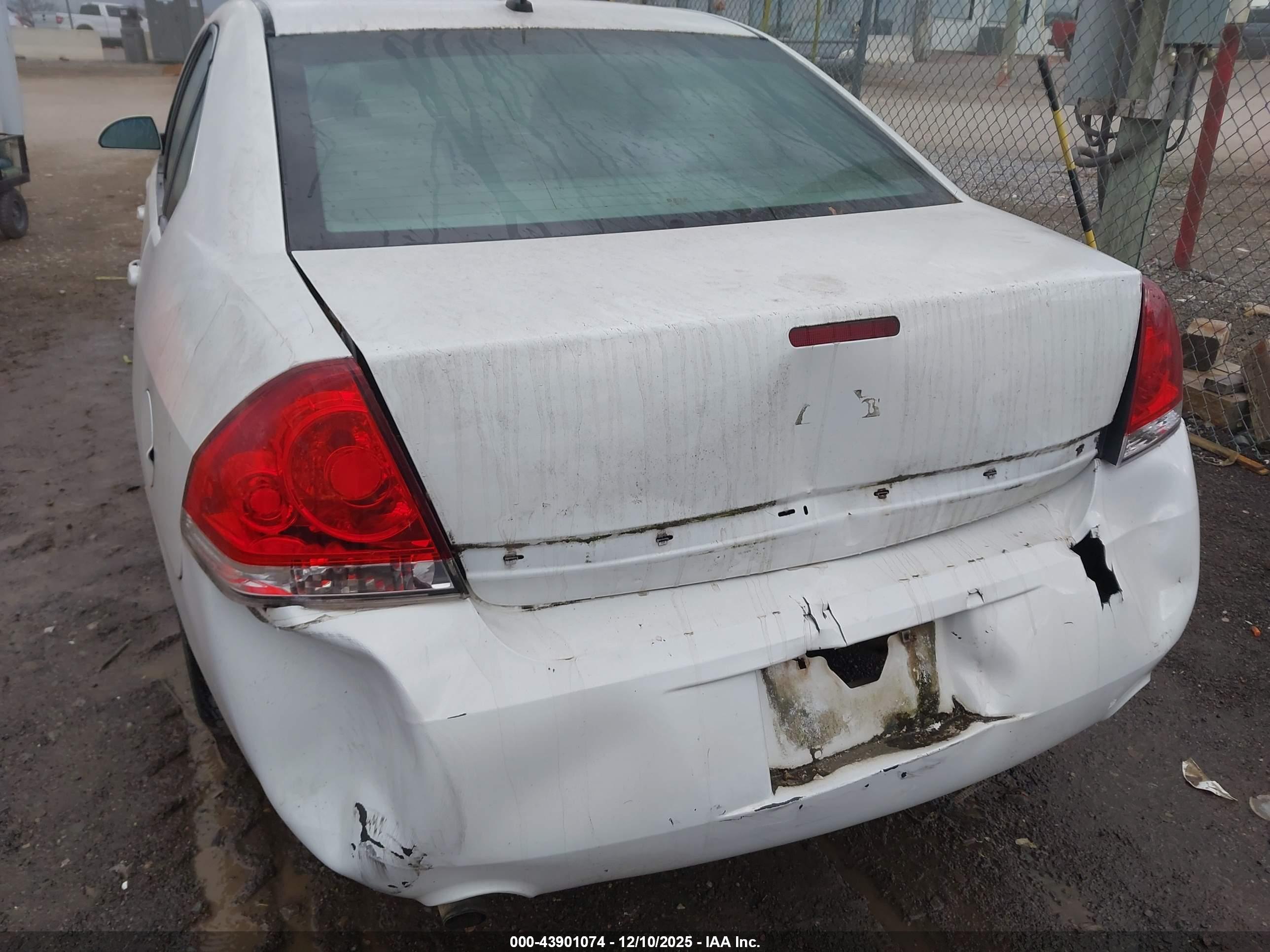 CHEVROLET IMPALA image 6