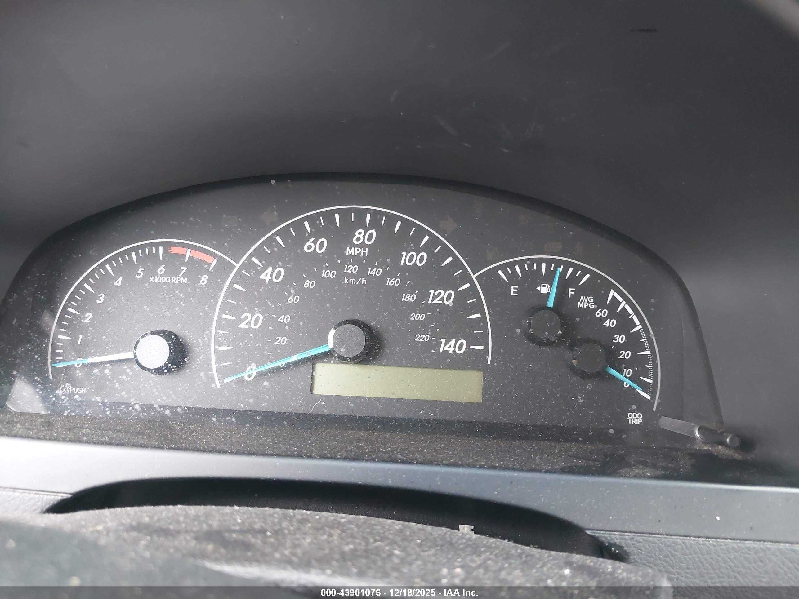 TOYOTA CAMRY image 7