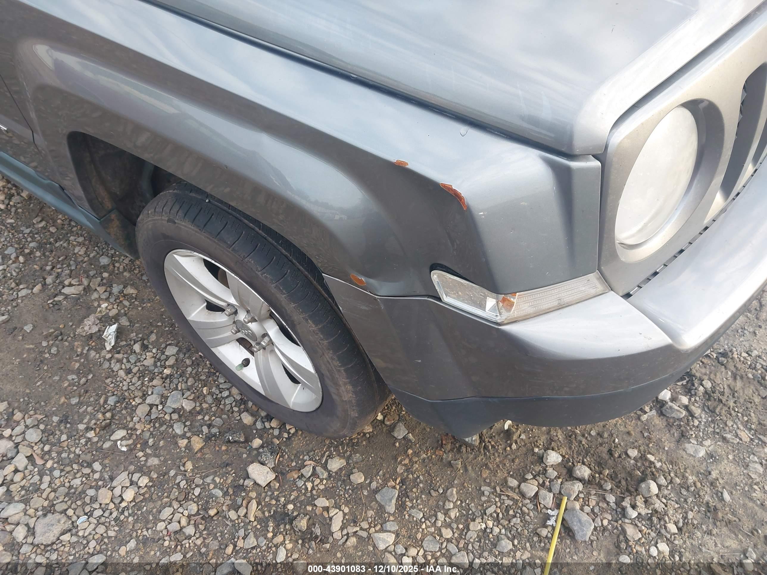 JEEP PATRIOT image 6