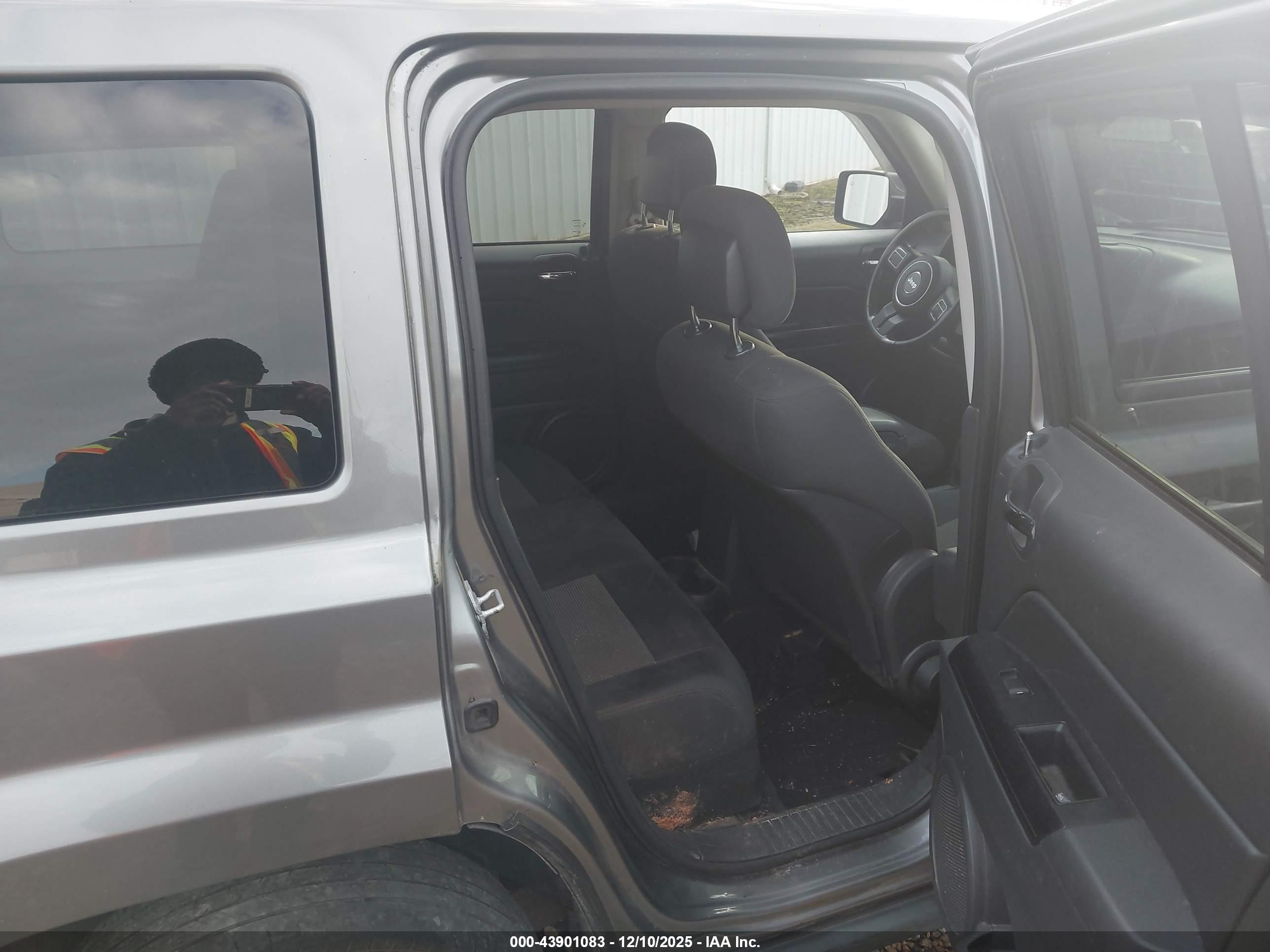 JEEP PATRIOT image 8