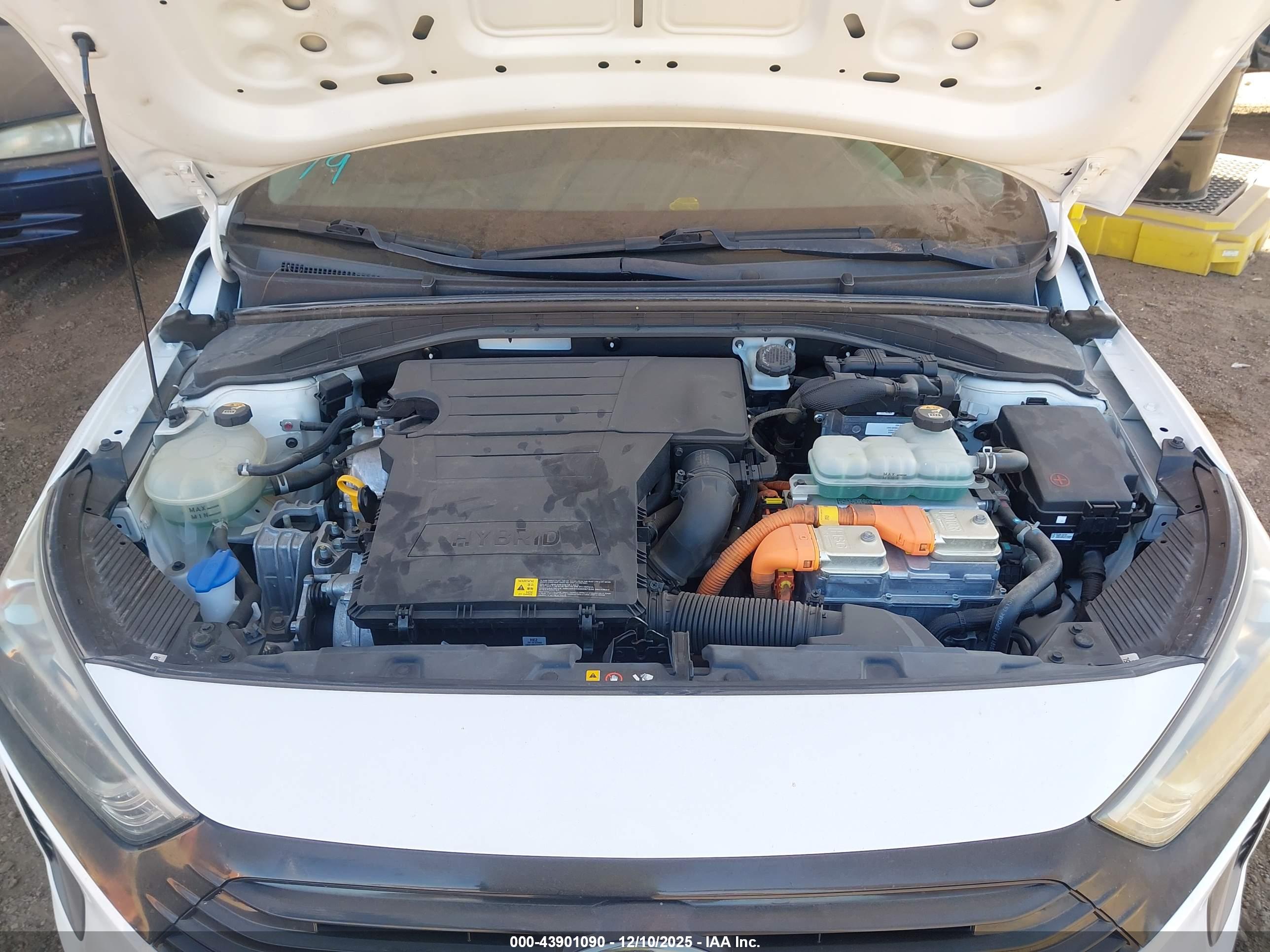 HYUNDAI IONIQ image 10