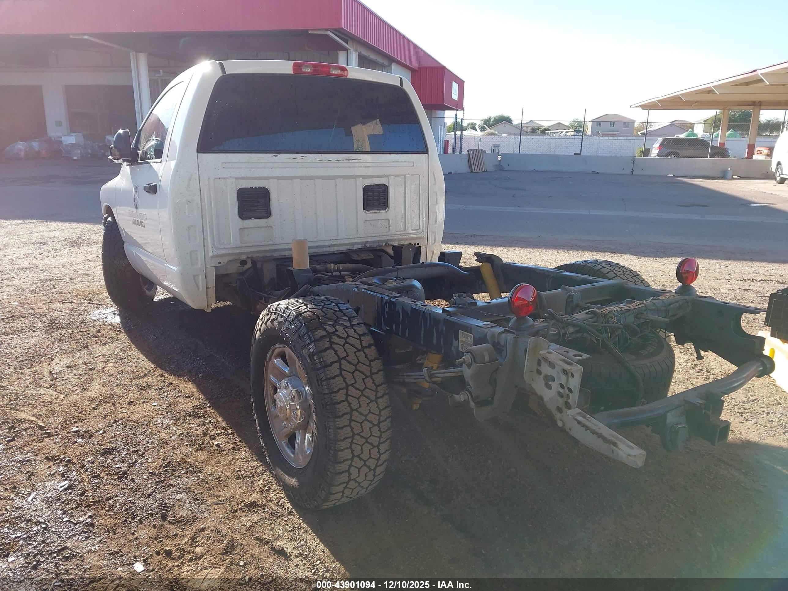 DODGE RAM image 3