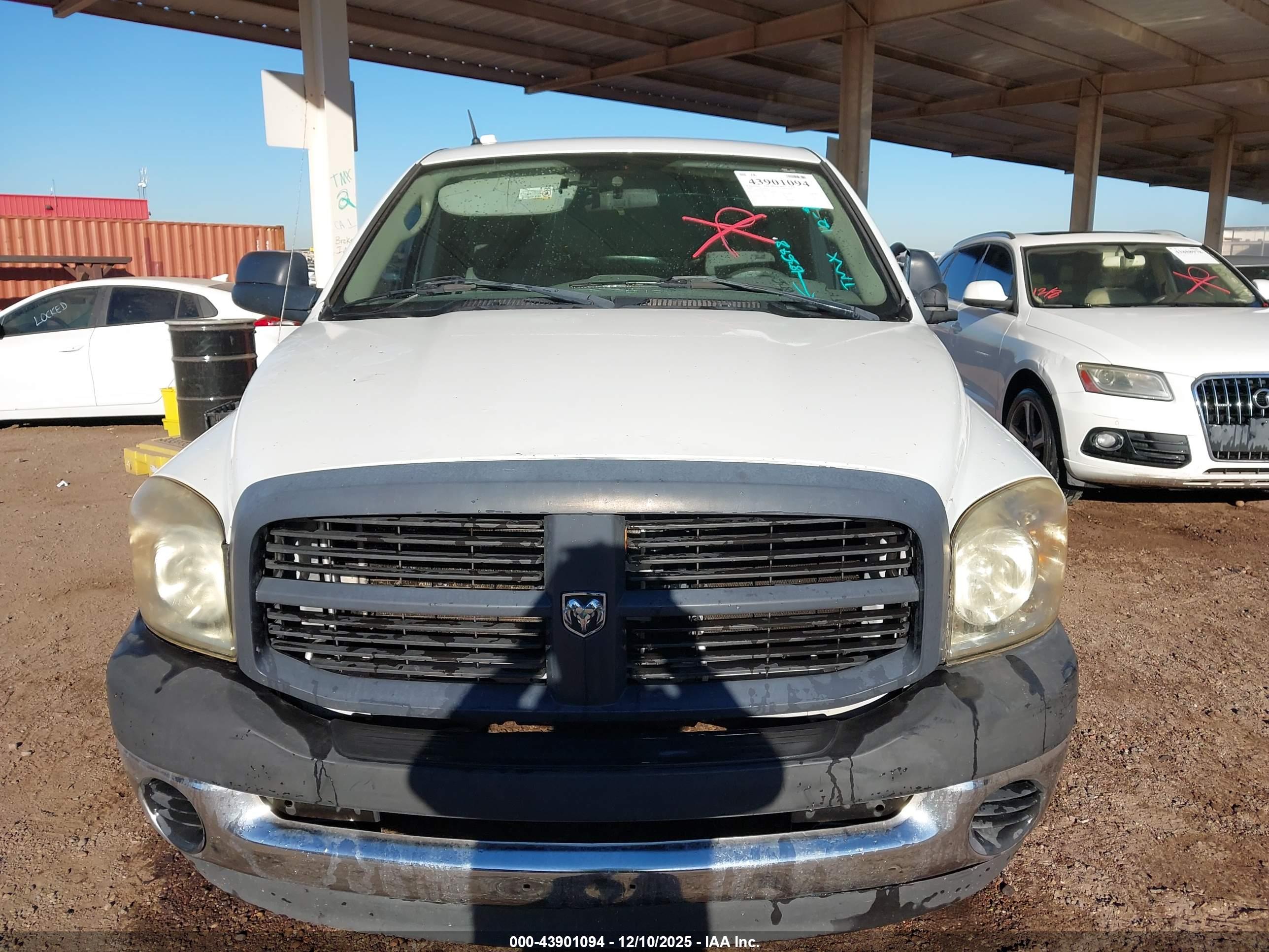 DODGE RAM image 6