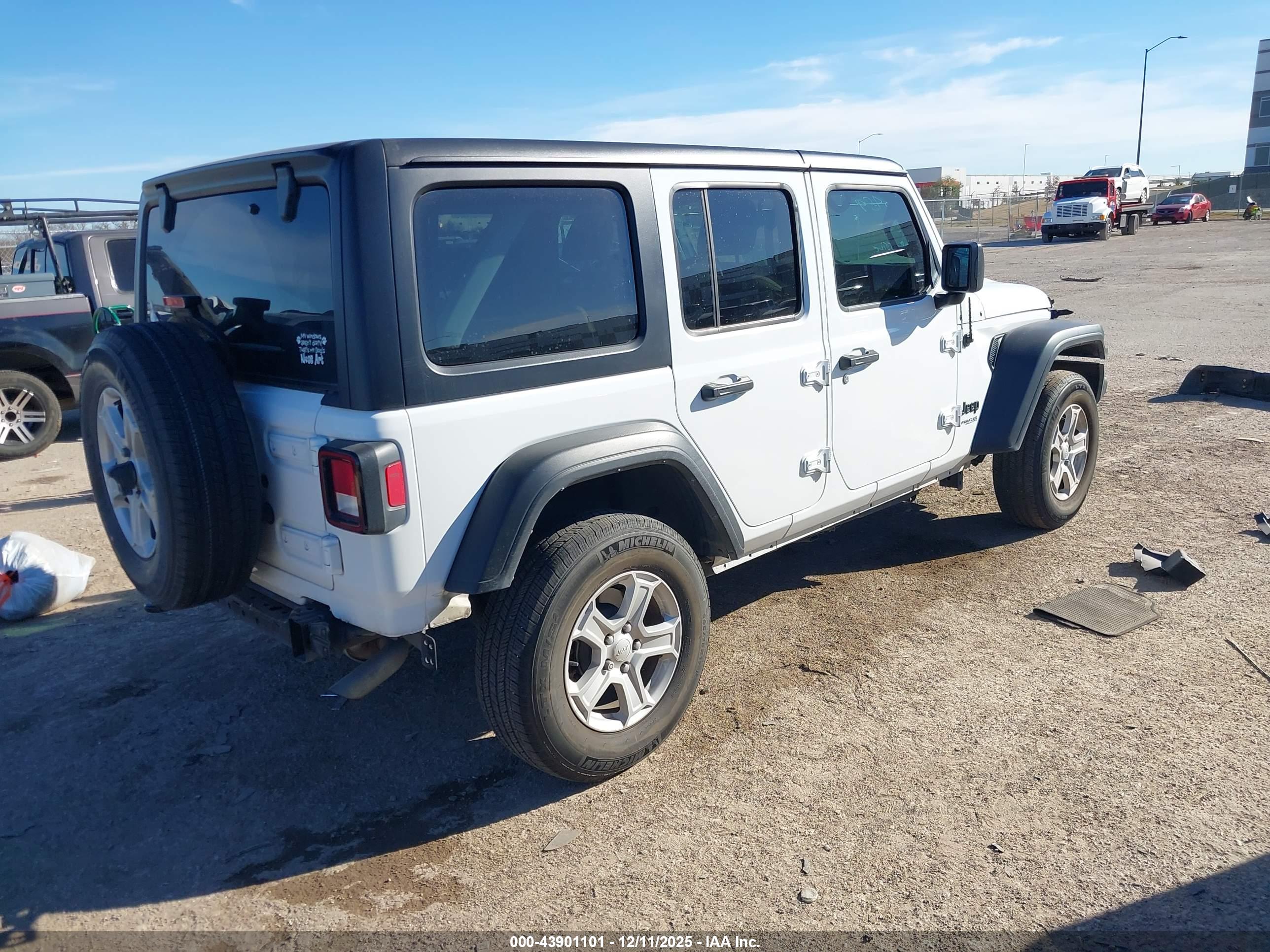 JEEP WRANGLER image 4