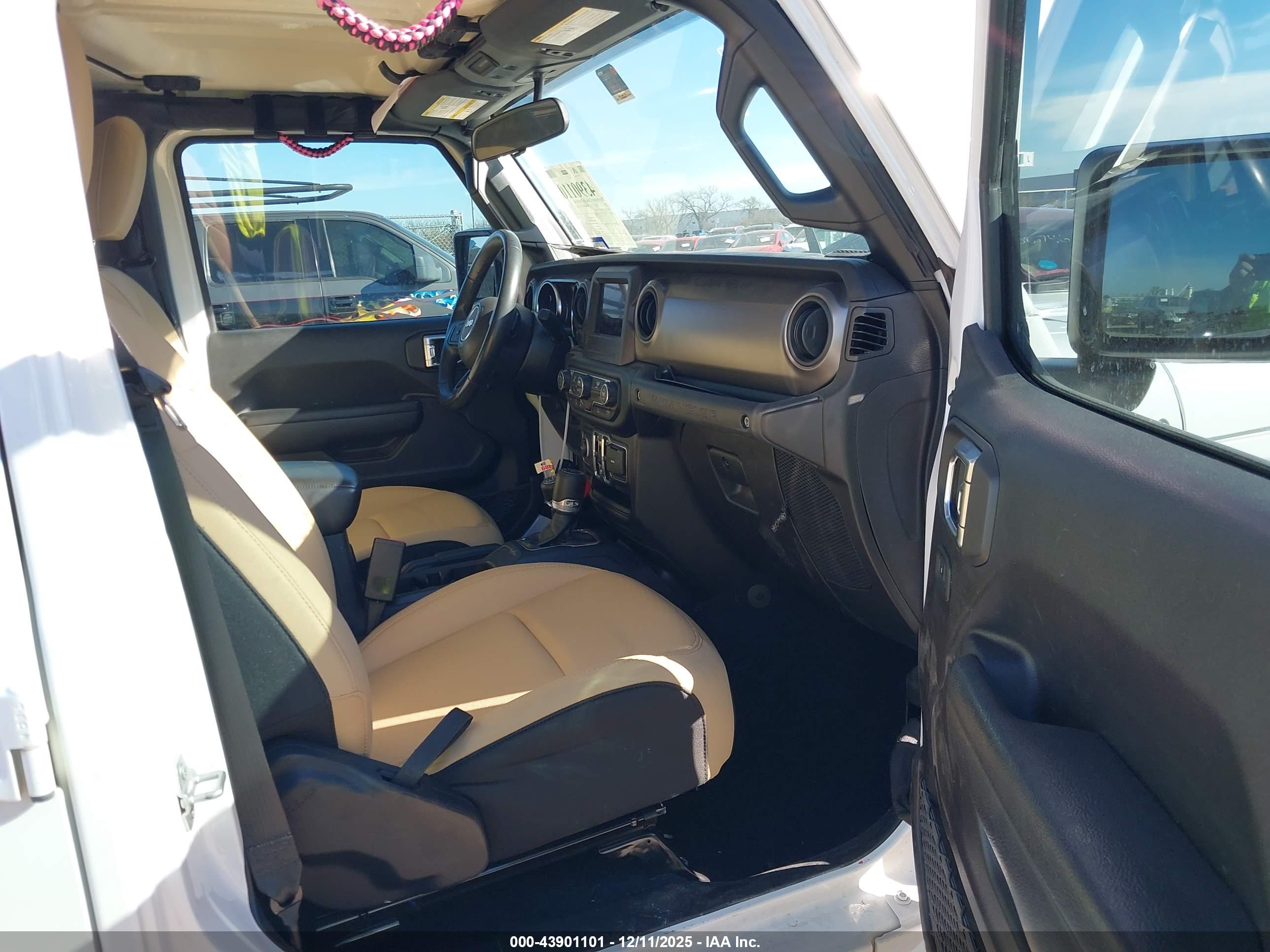 JEEP WRANGLER image 5