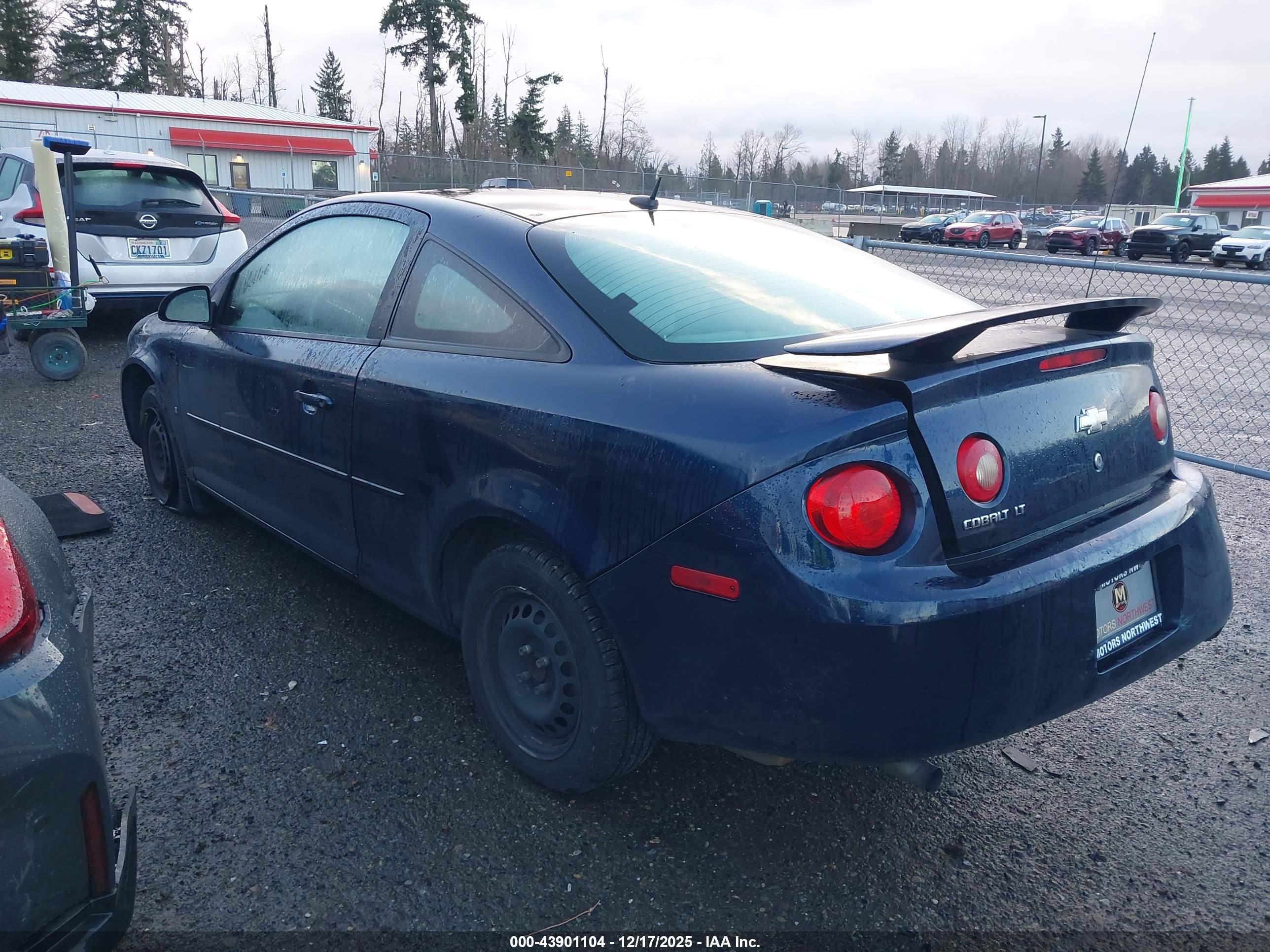 CHEVROLET COBALT image 3