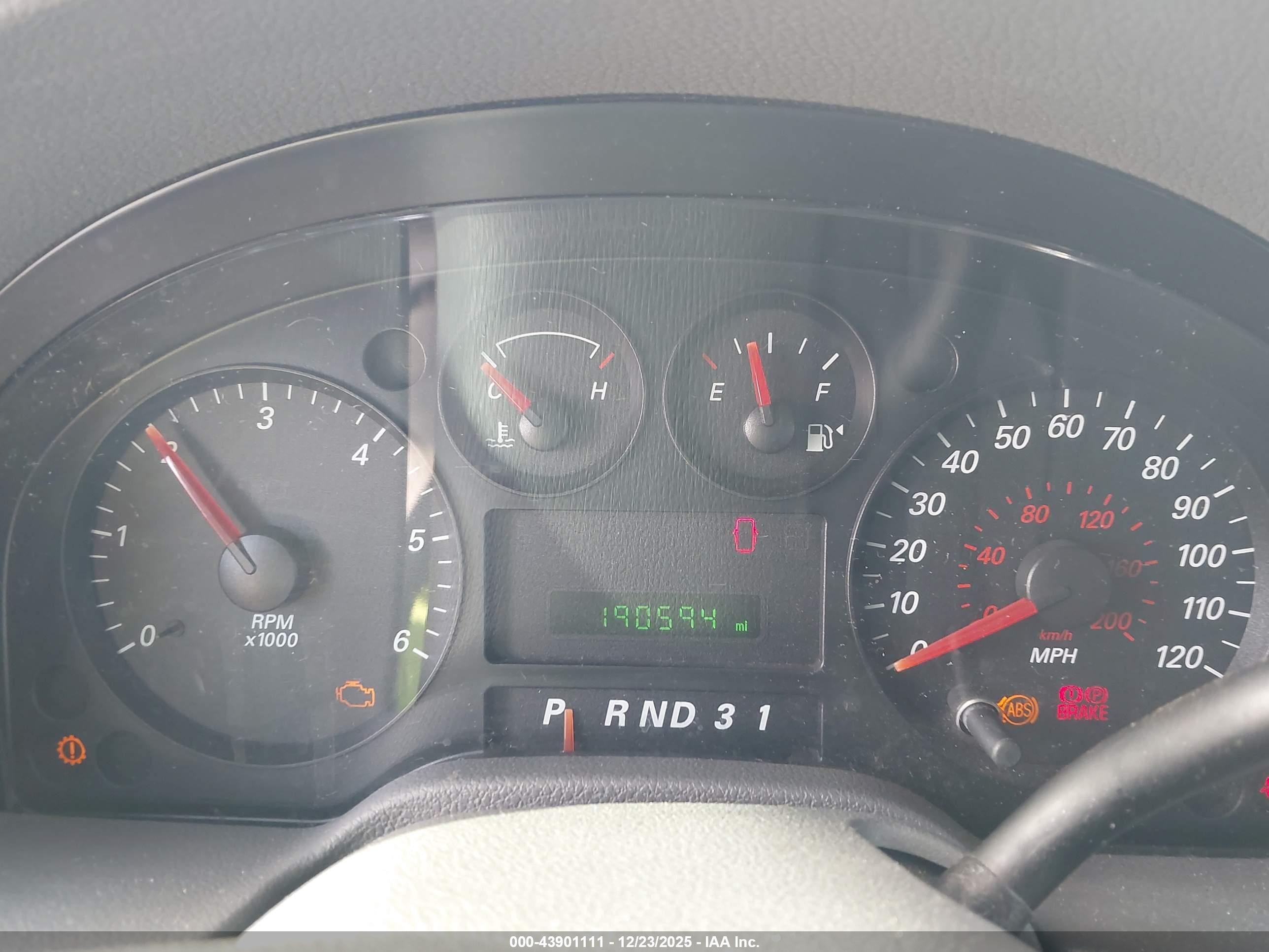 FORD FREESTAR image 7