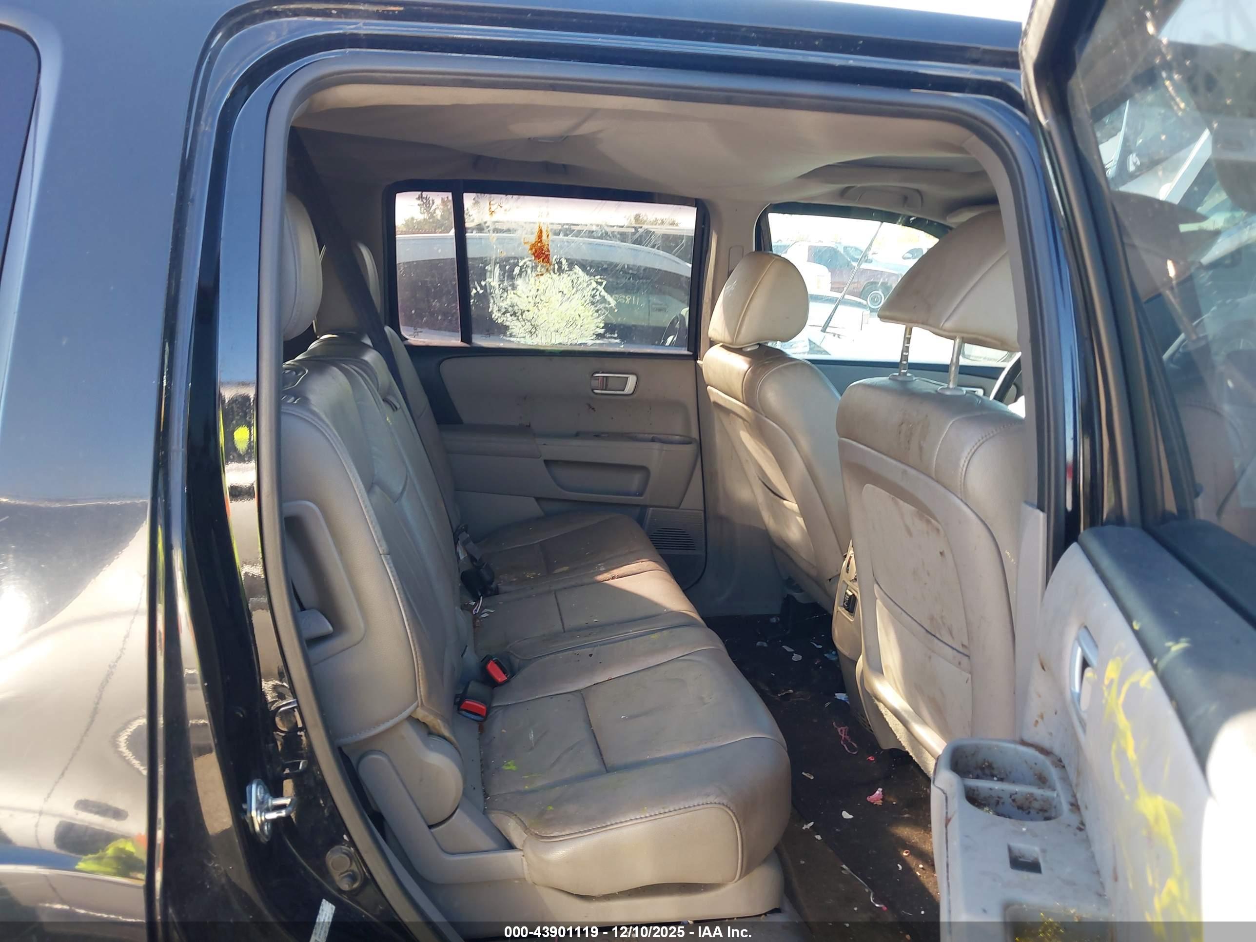 HONDA PILOT image 8