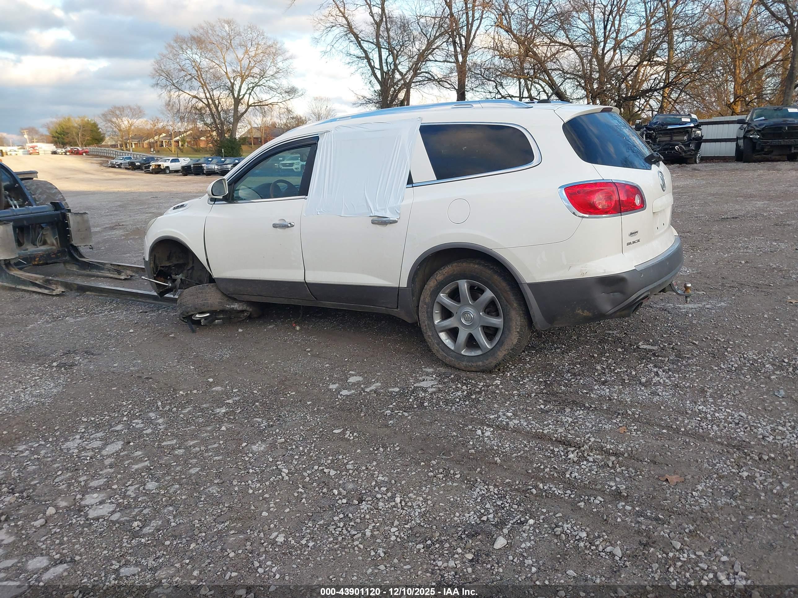 BUICK ENCLAVE image 3