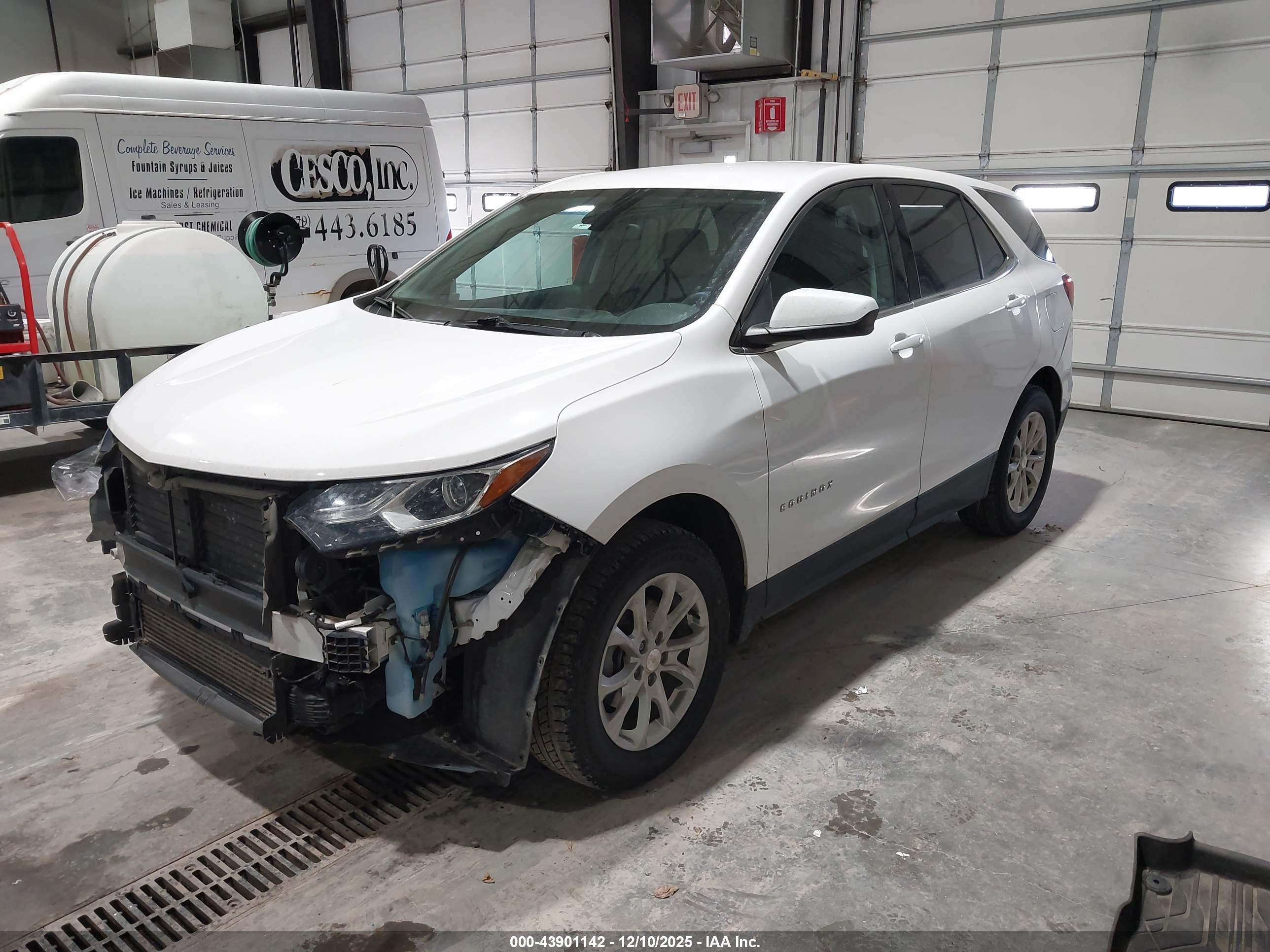 CHEVROLET EQUINOX image 2