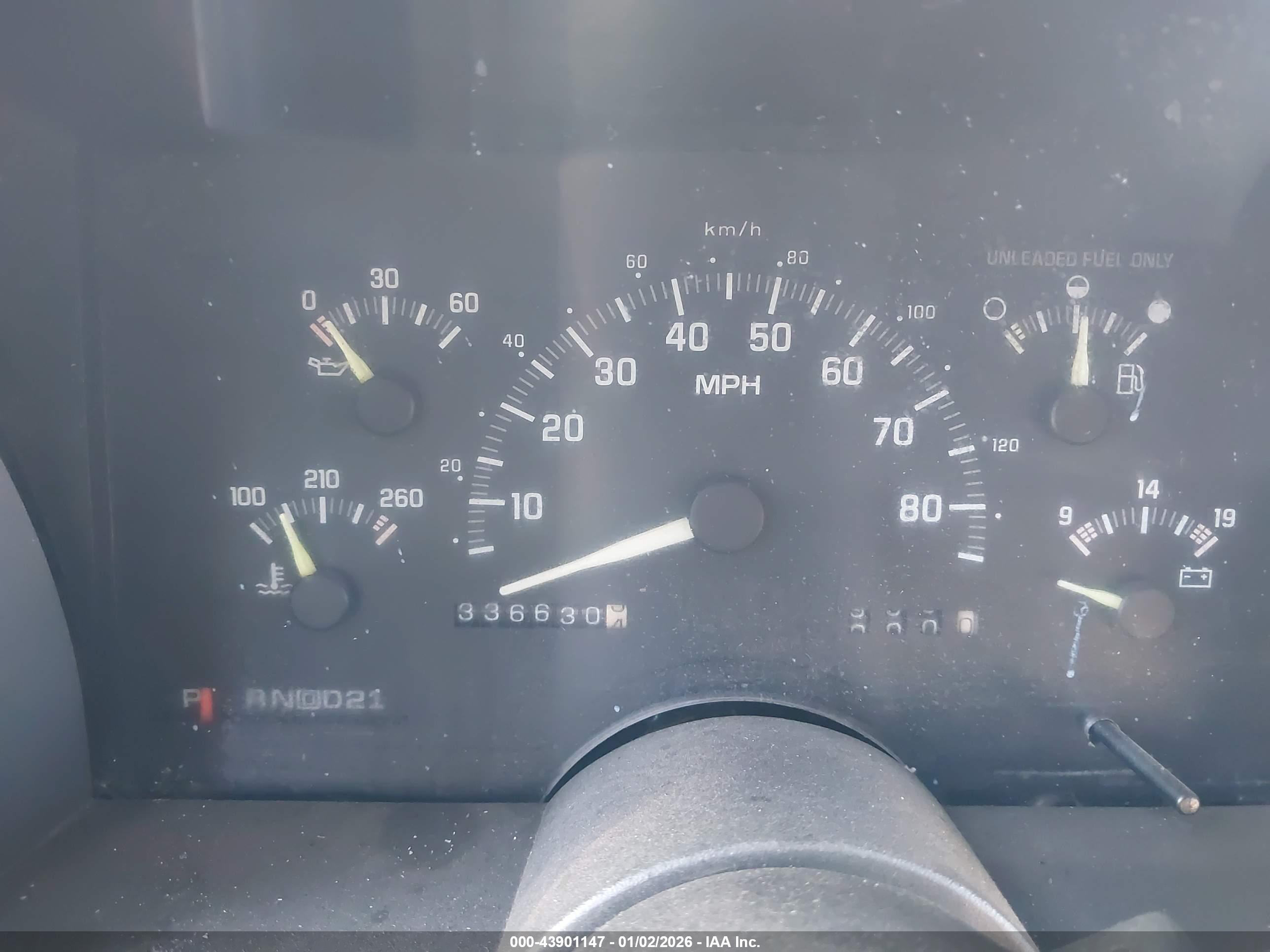 CHEVROLET GMT-400 image 7