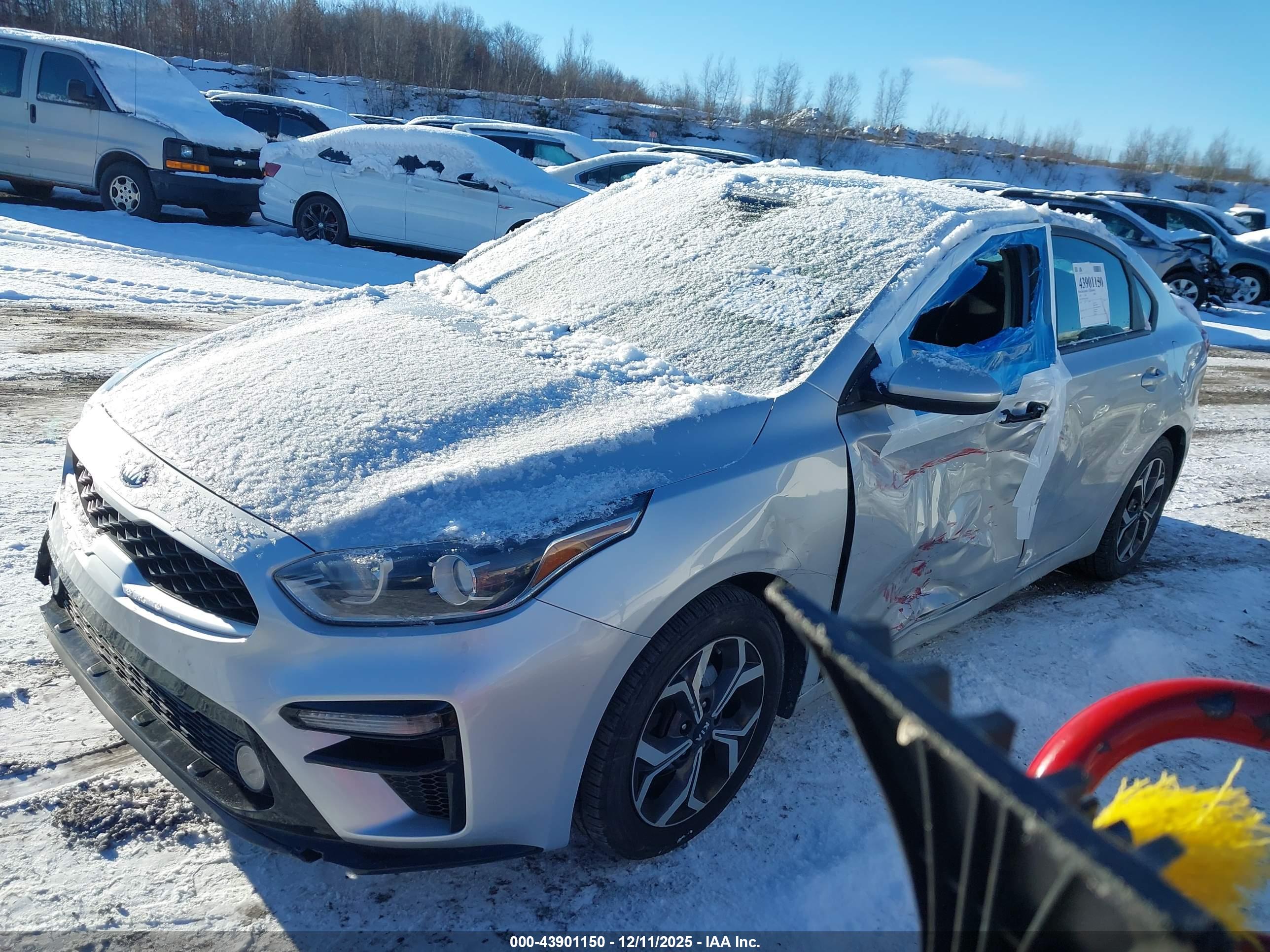 KIA FORTE image 2