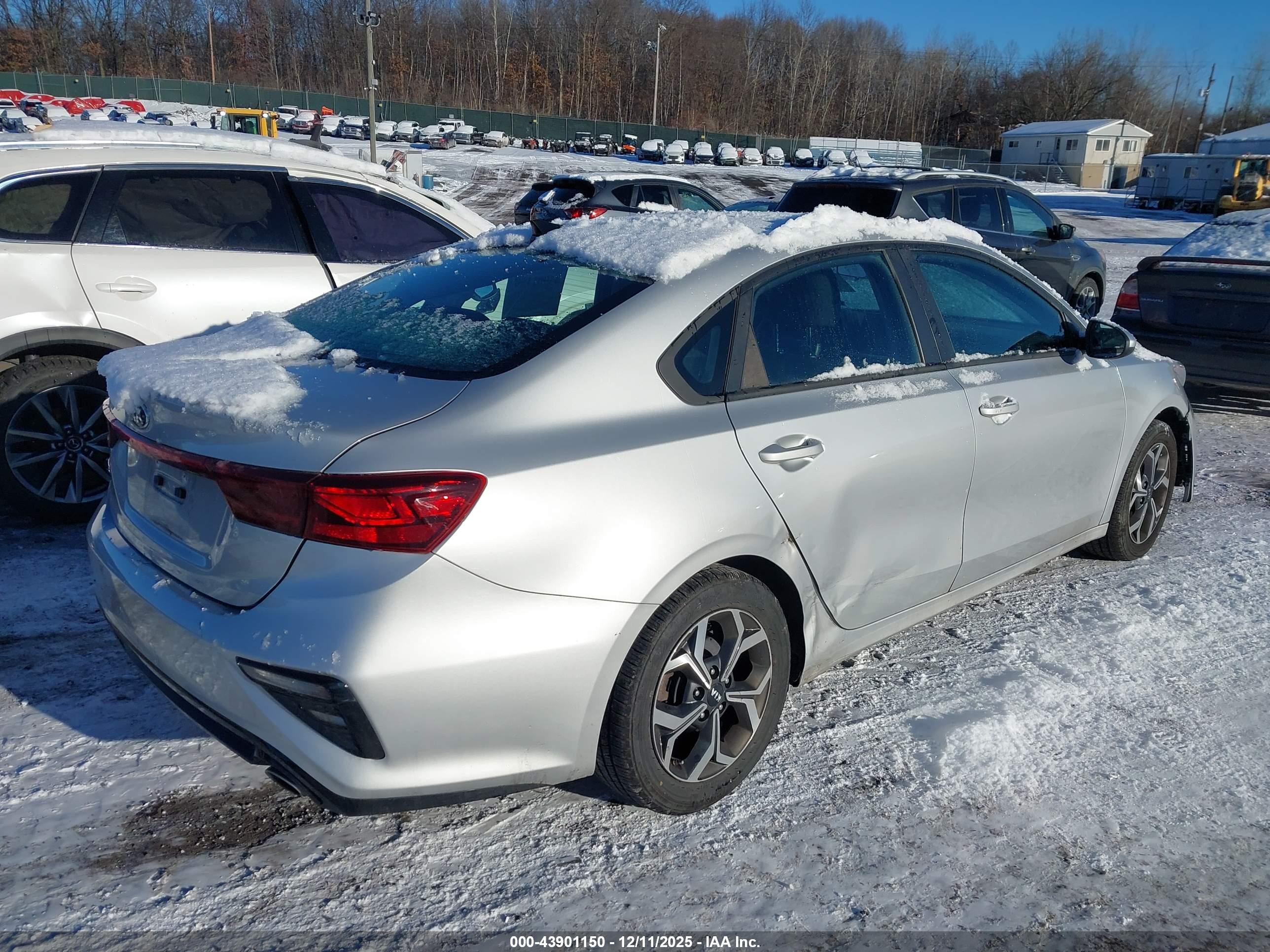 KIA FORTE image 4