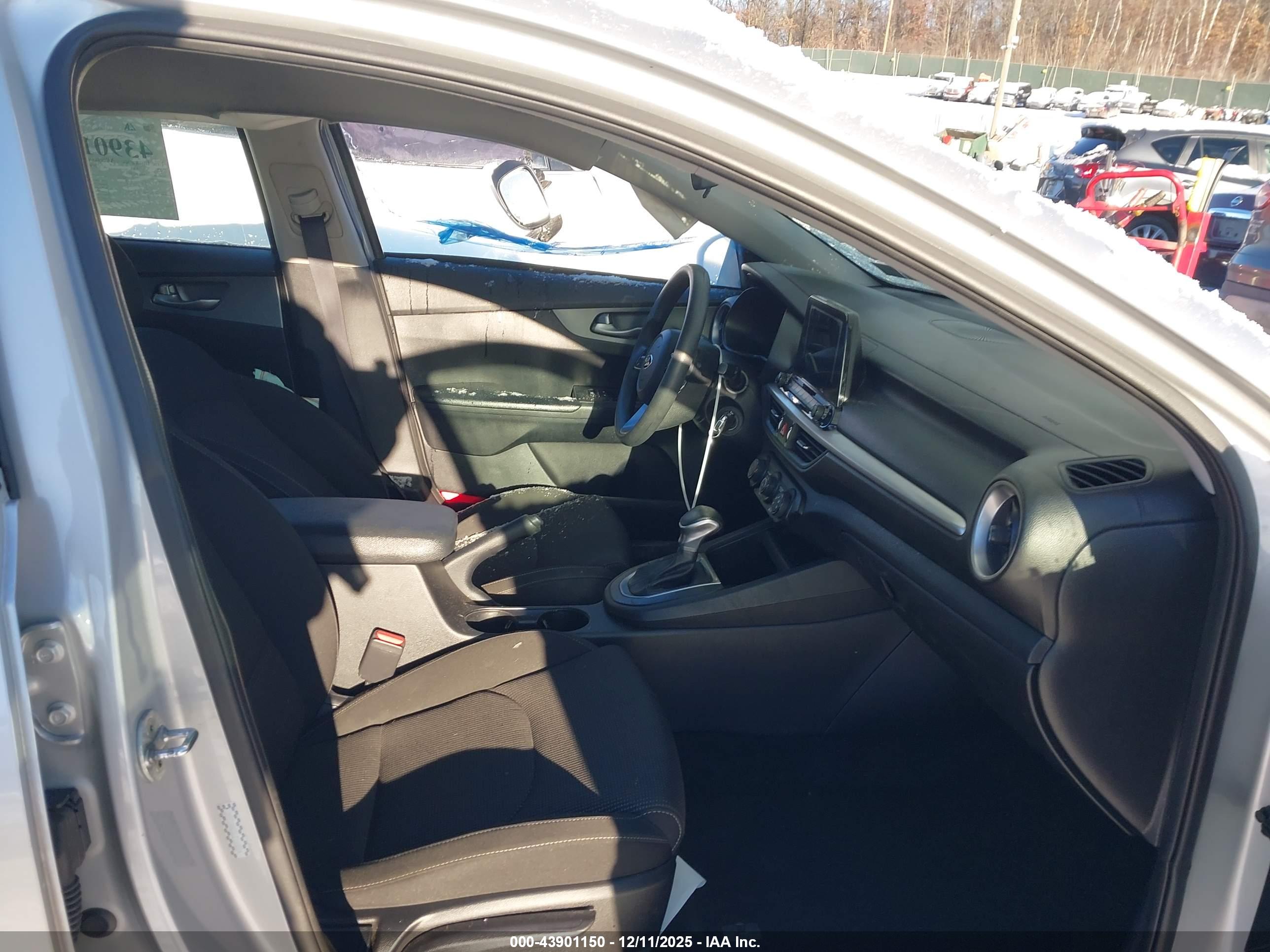 KIA FORTE image 5
