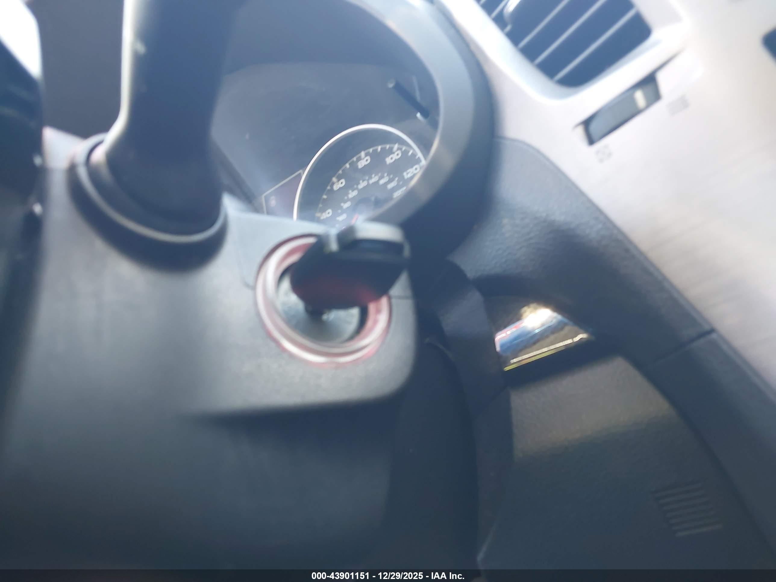 SUBARU LEGACY image 11