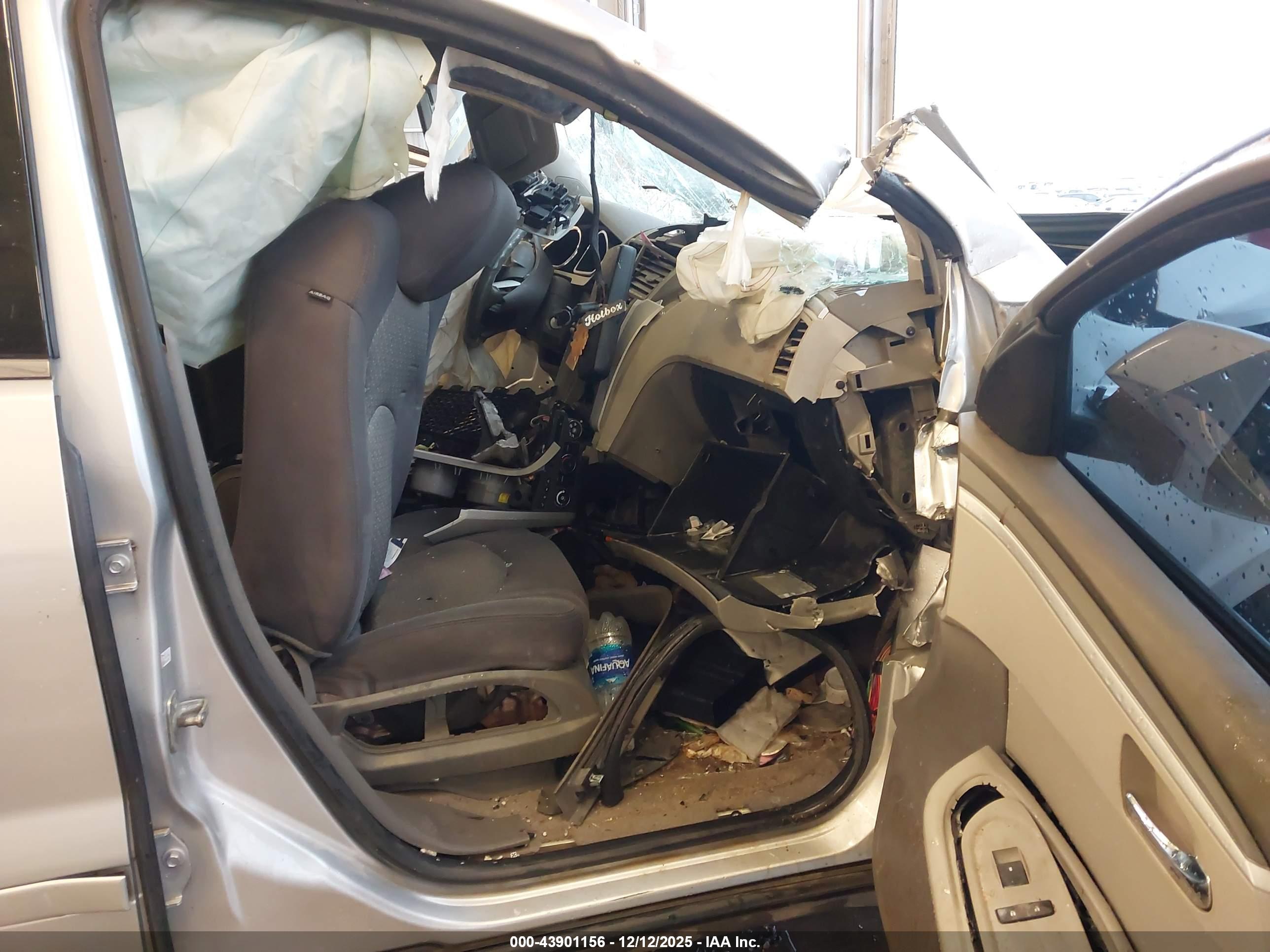 CHEVROLET TRAVERSE image 5