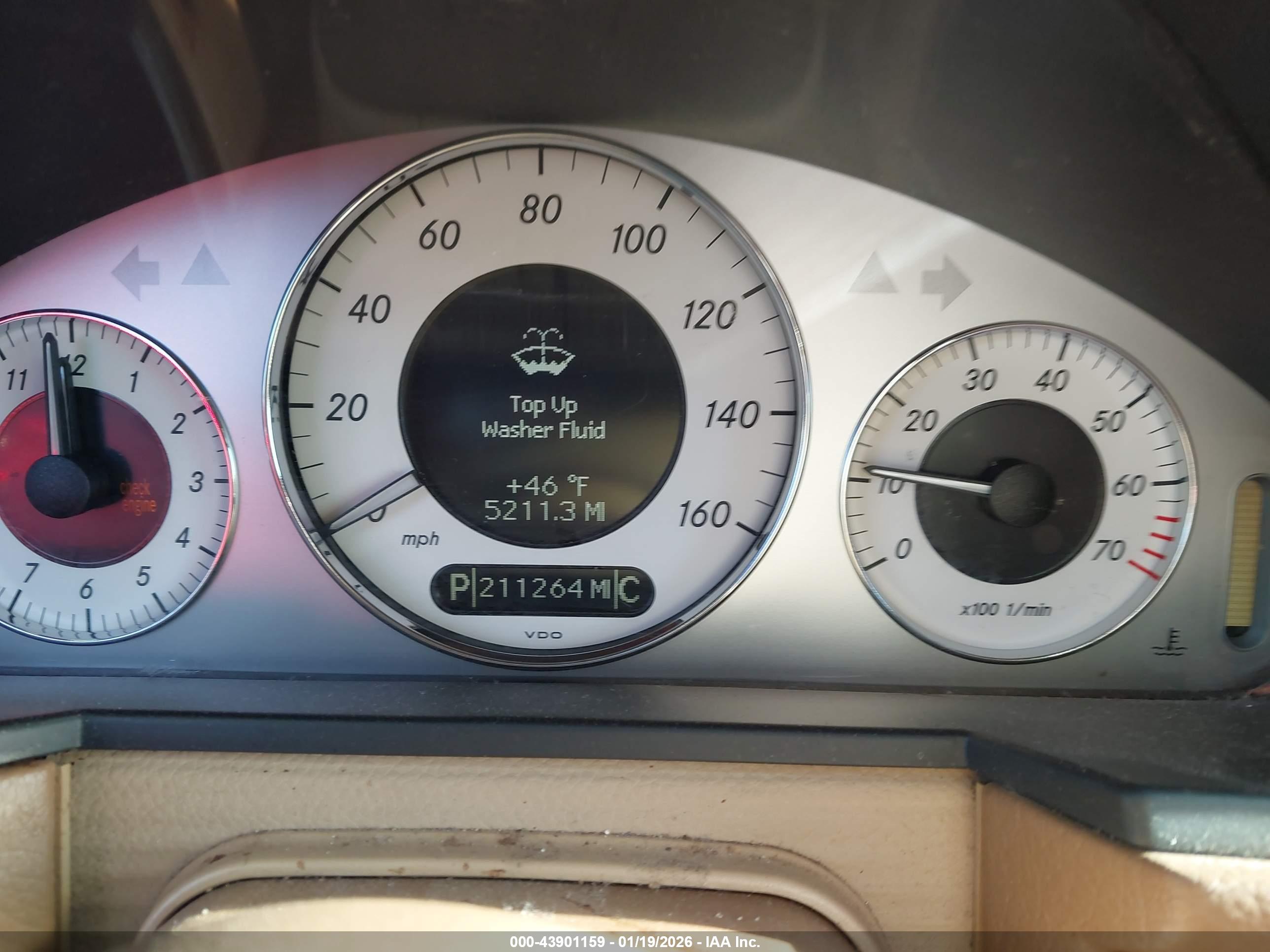 MERCEDES-BENZ E image 7