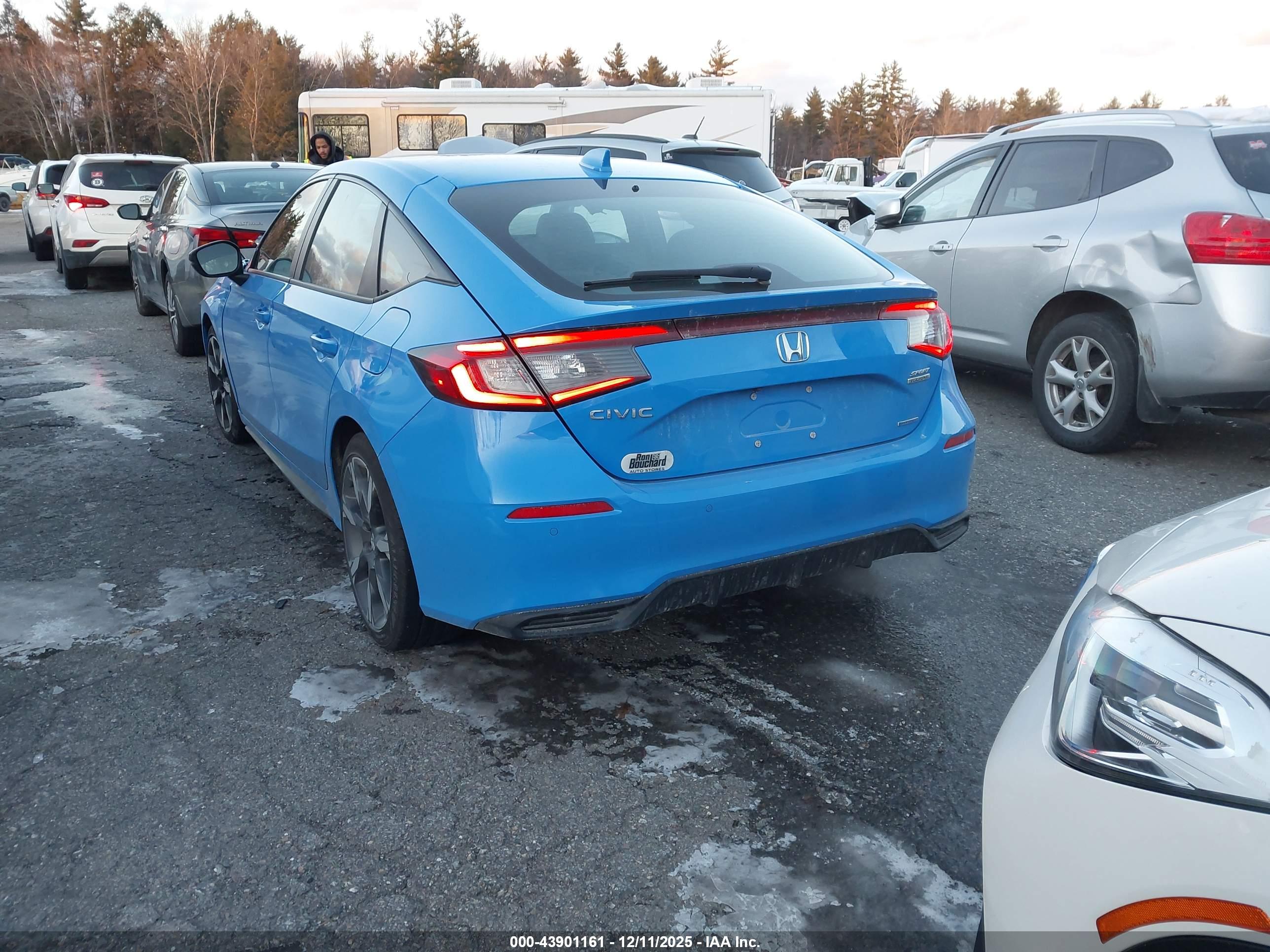 HONDA CIVIC image 3