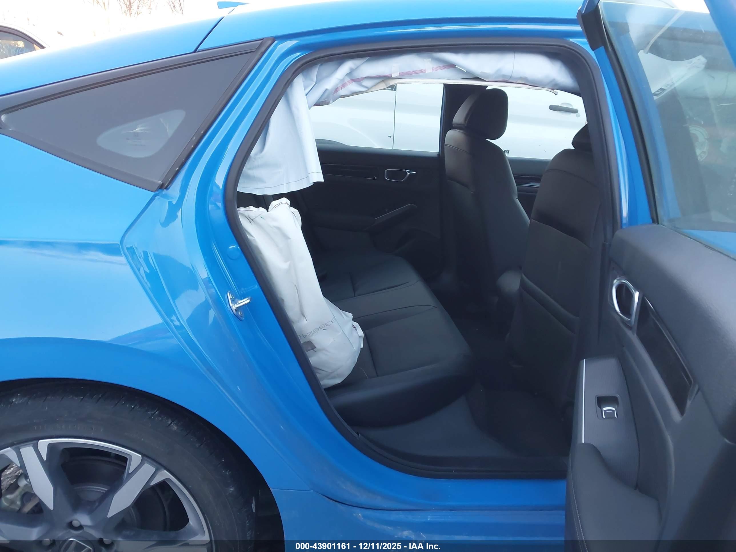 HONDA CIVIC image 8