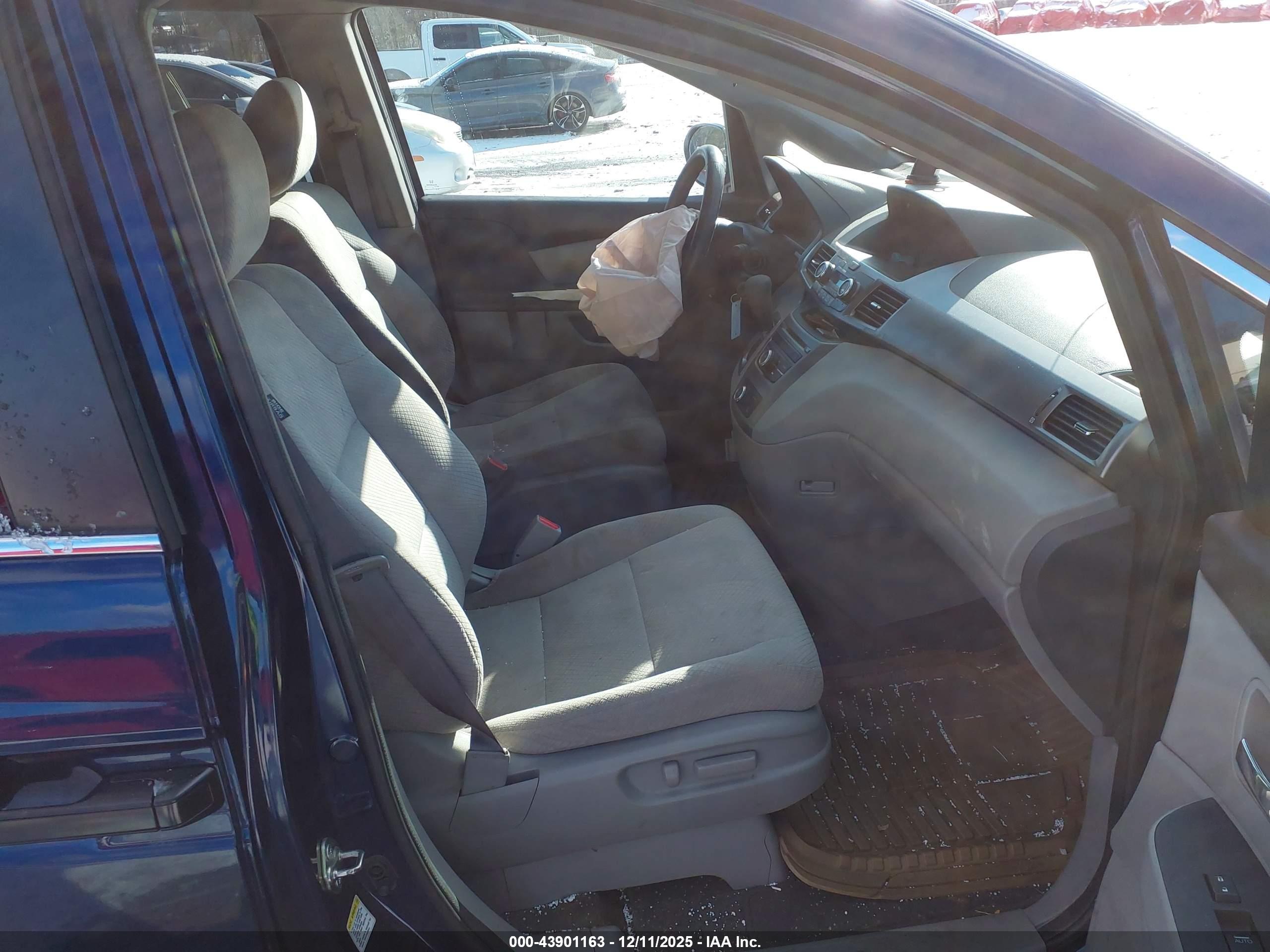 HONDA ODYSSEY image 5