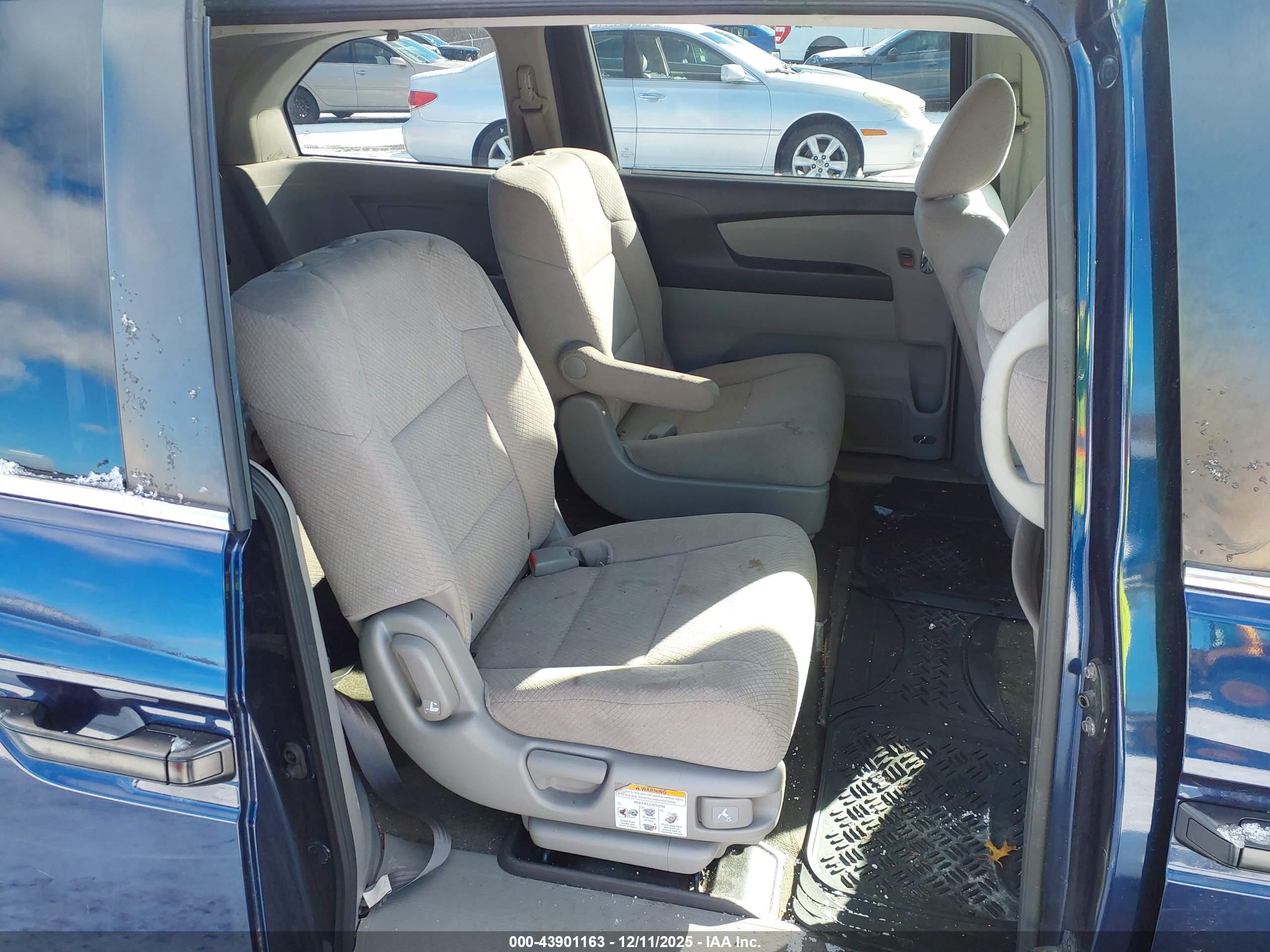 HONDA ODYSSEY image 8