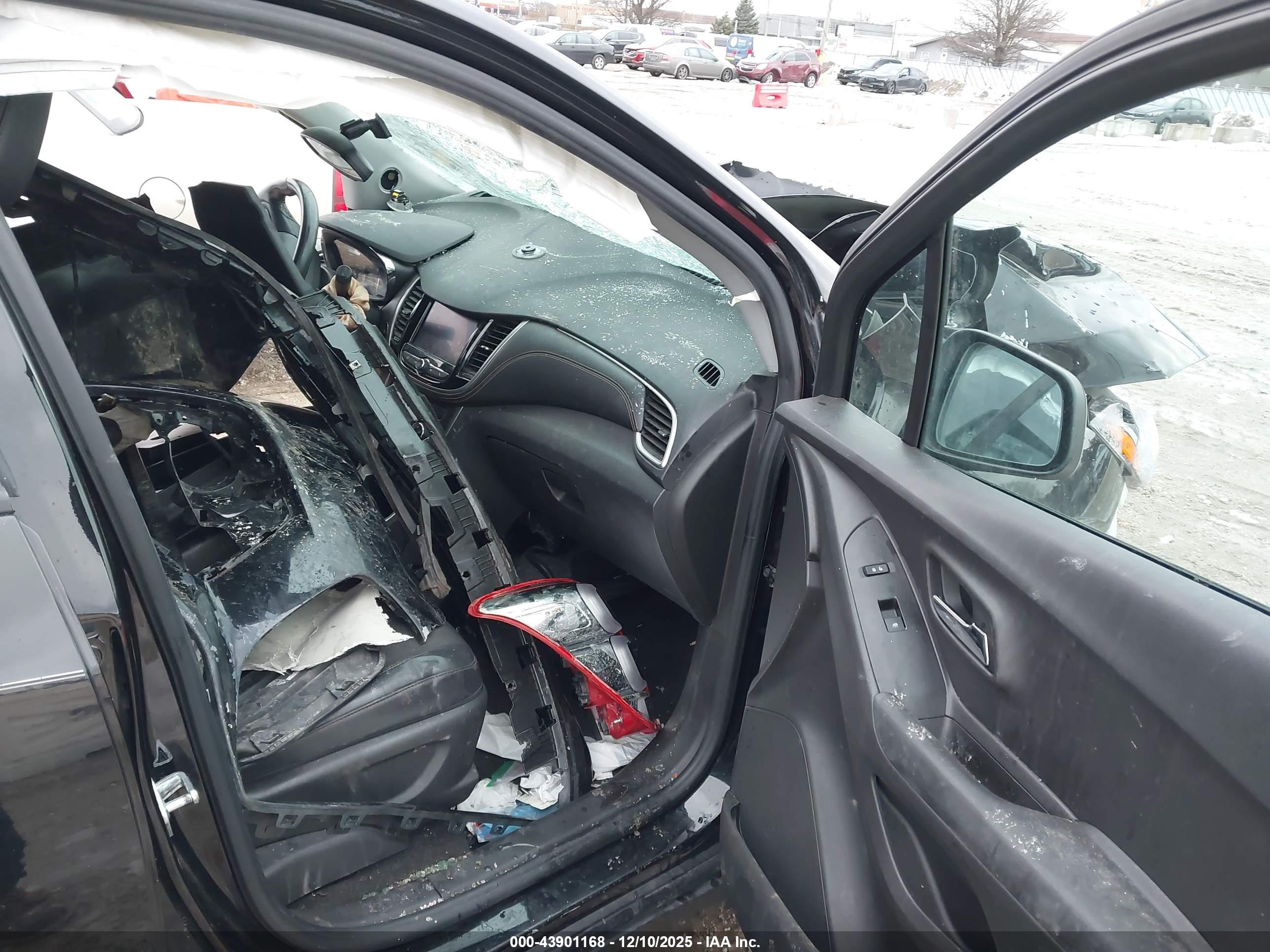 CHEVROLET TRAX image 5