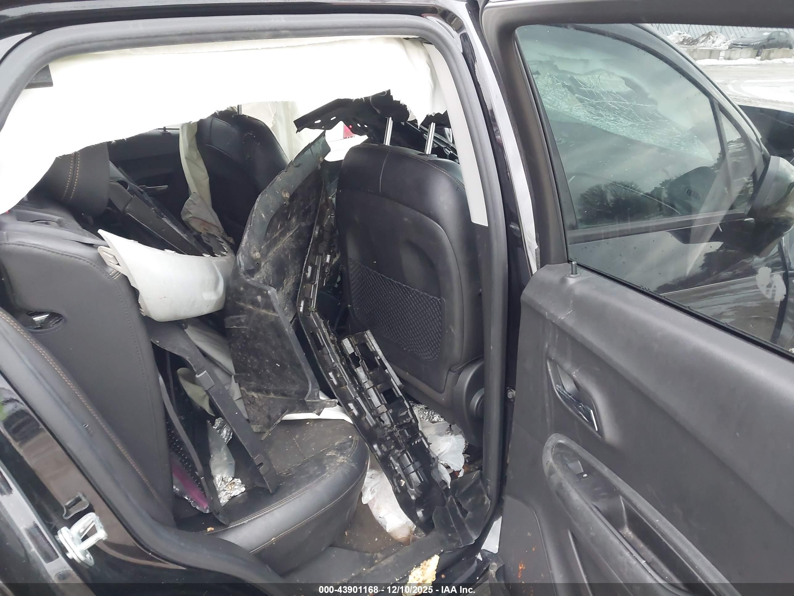 CHEVROLET TRAX image 8