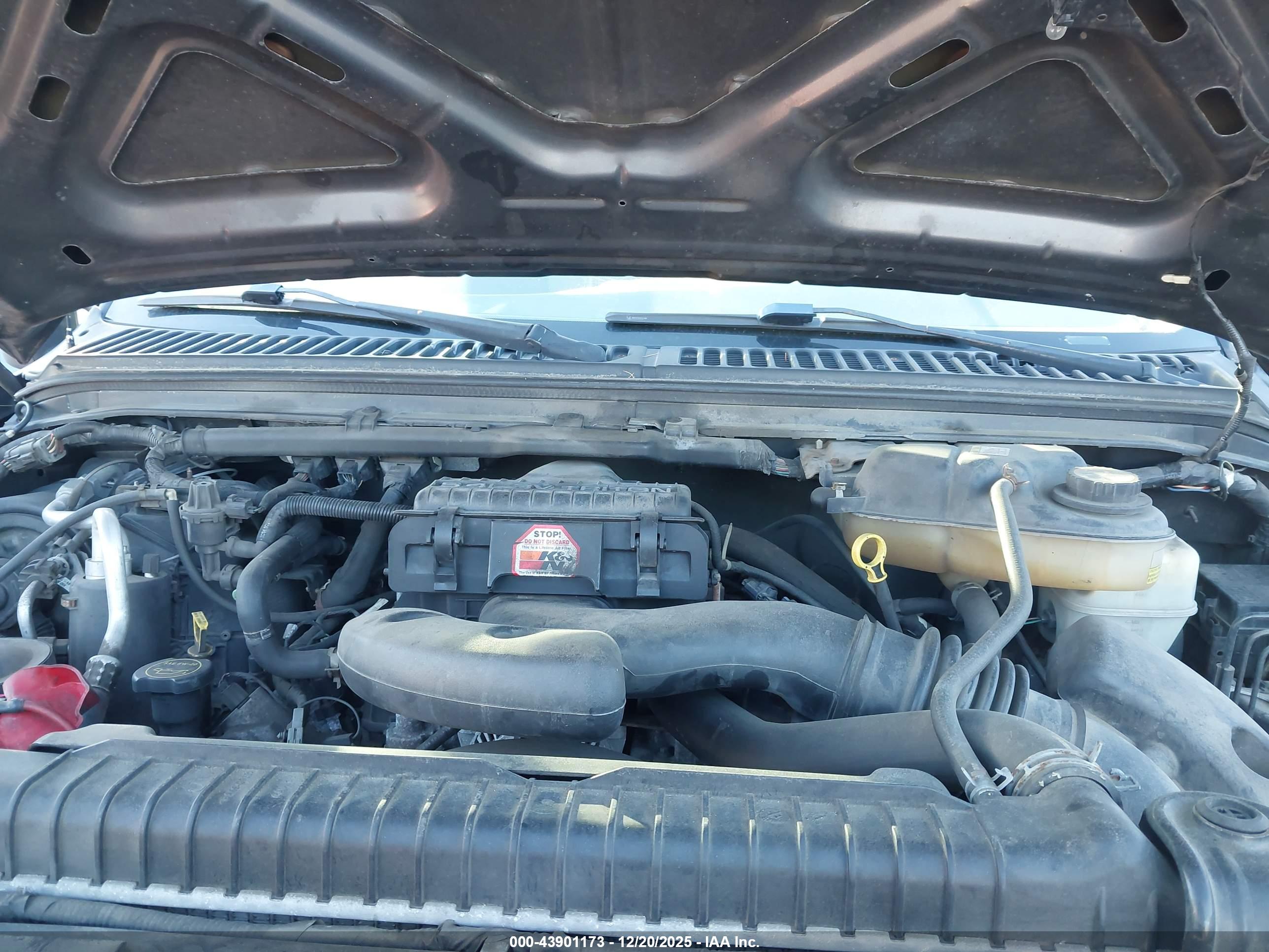 FORD SUPER image 10