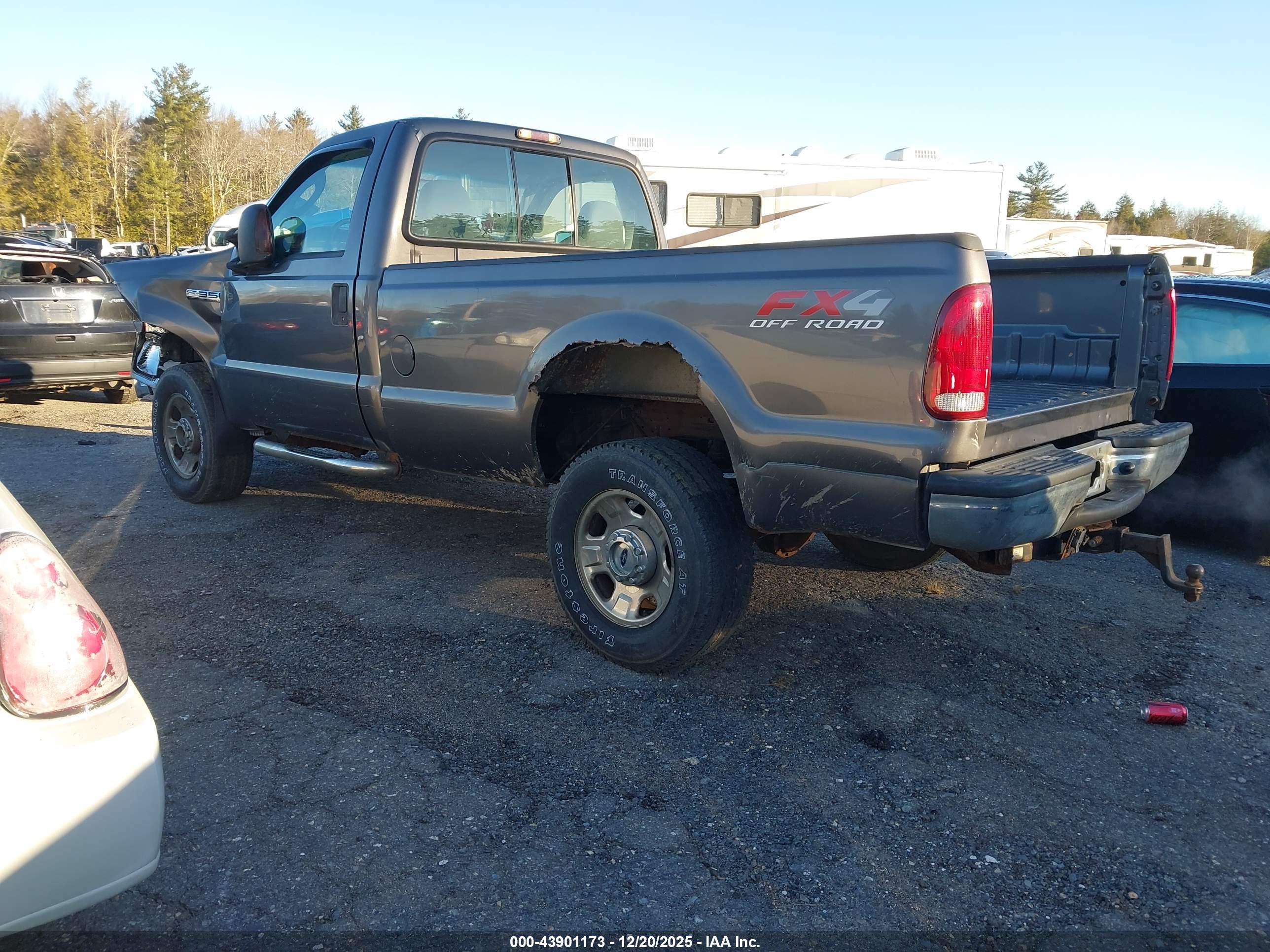 FORD SUPER image 3