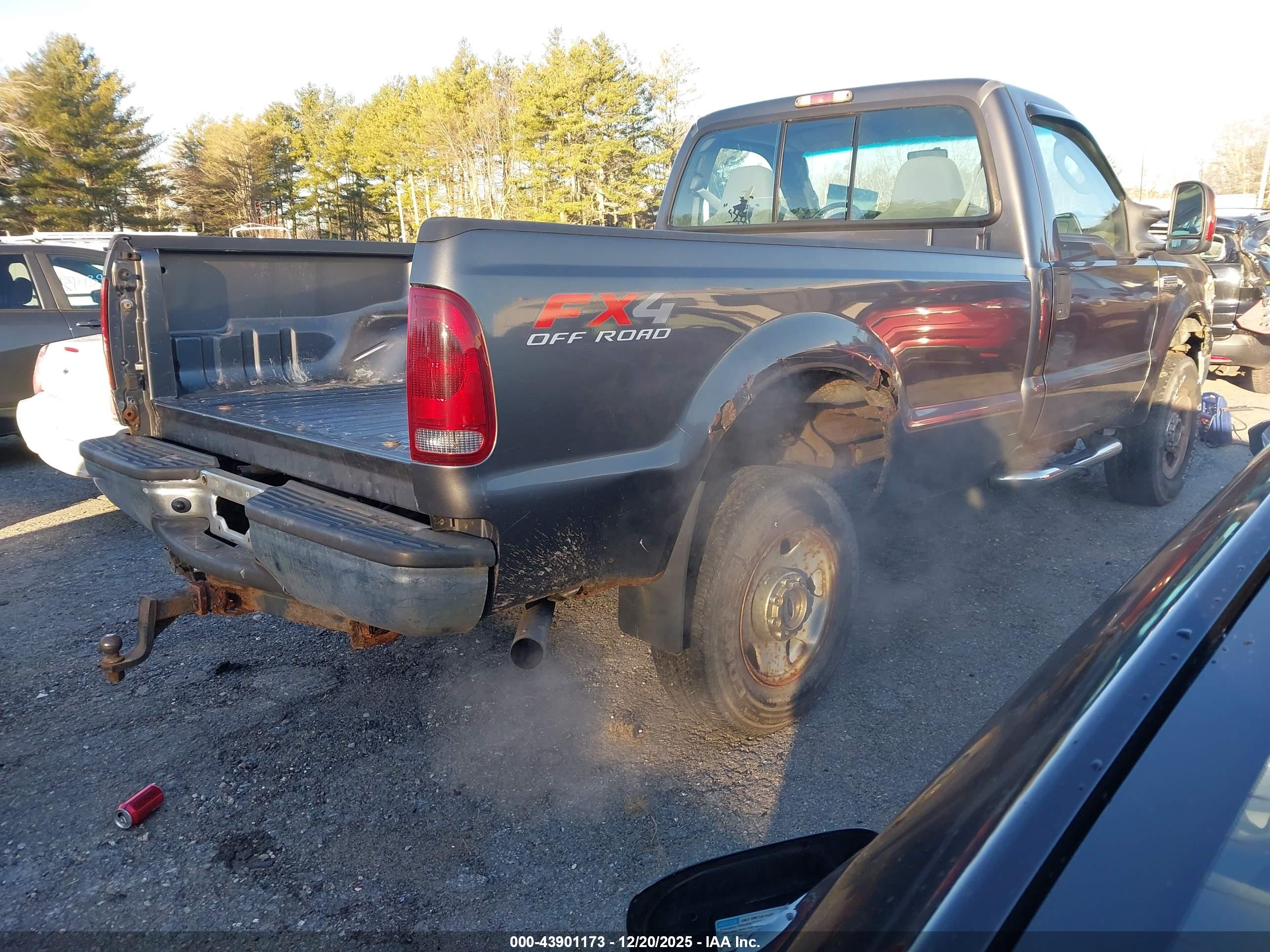FORD SUPER image 4